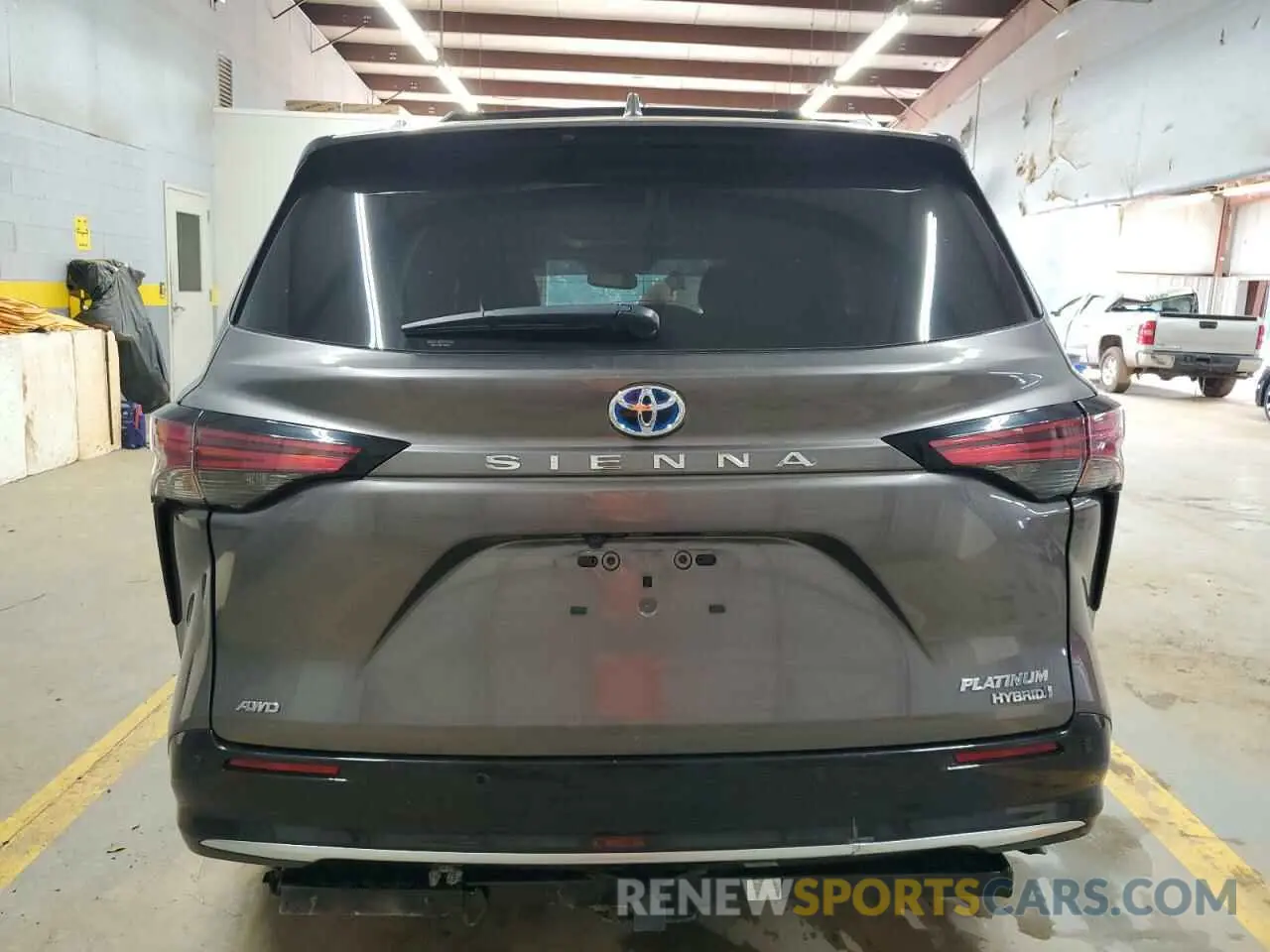 6 Photograph of a damaged car 5TDESKFC9NS059792 TOYOTA SIENNA 2022