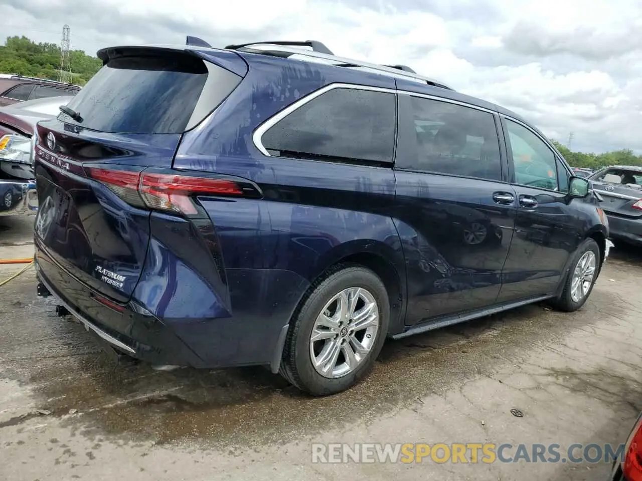 3 Photograph of a damaged car 5TDESKFCXNS056965 TOYOTA SIENNA 2022