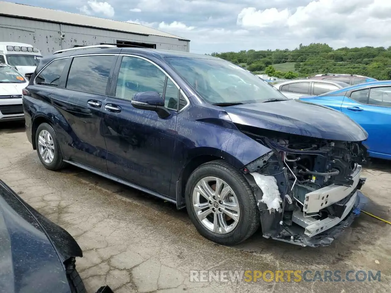 4 Photograph of a damaged car 5TDESKFCXNS056965 TOYOTA SIENNA 2022
