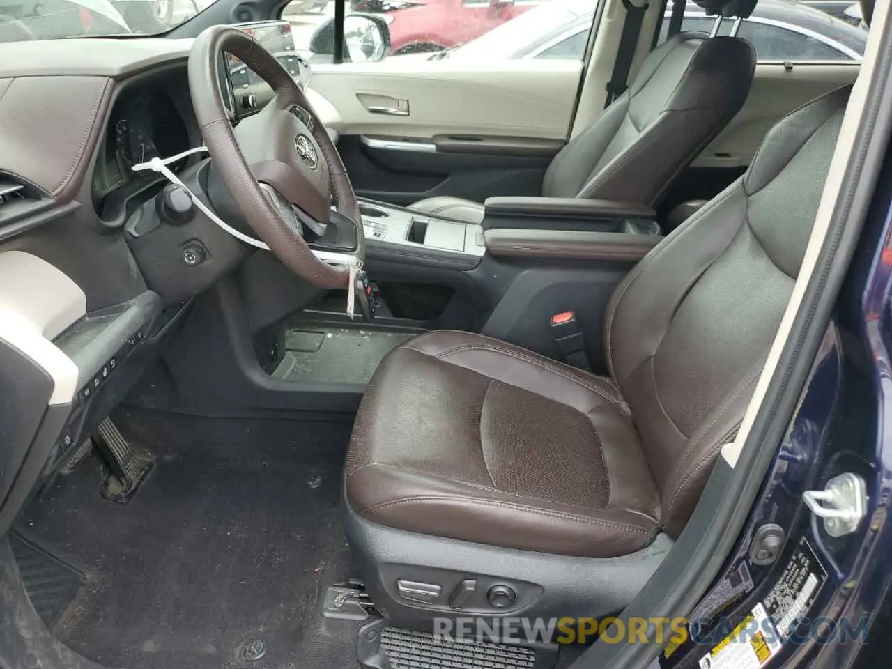 7 Photograph of a damaged car 5TDESKFCXNS056965 TOYOTA SIENNA 2022