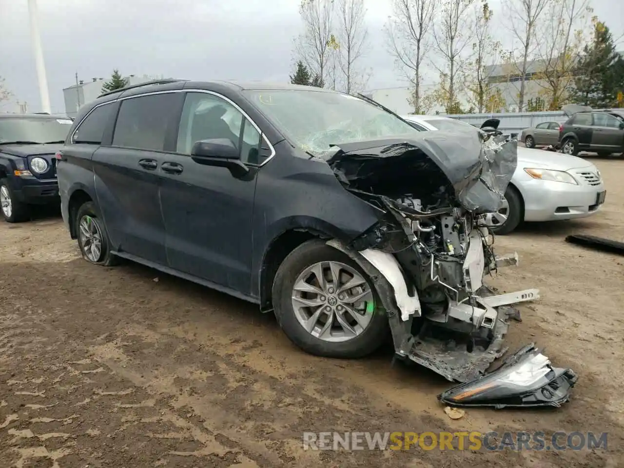 1 Photograph of a damaged car 5TDGRKEC8NS119762 TOYOTA SIENNA 2022