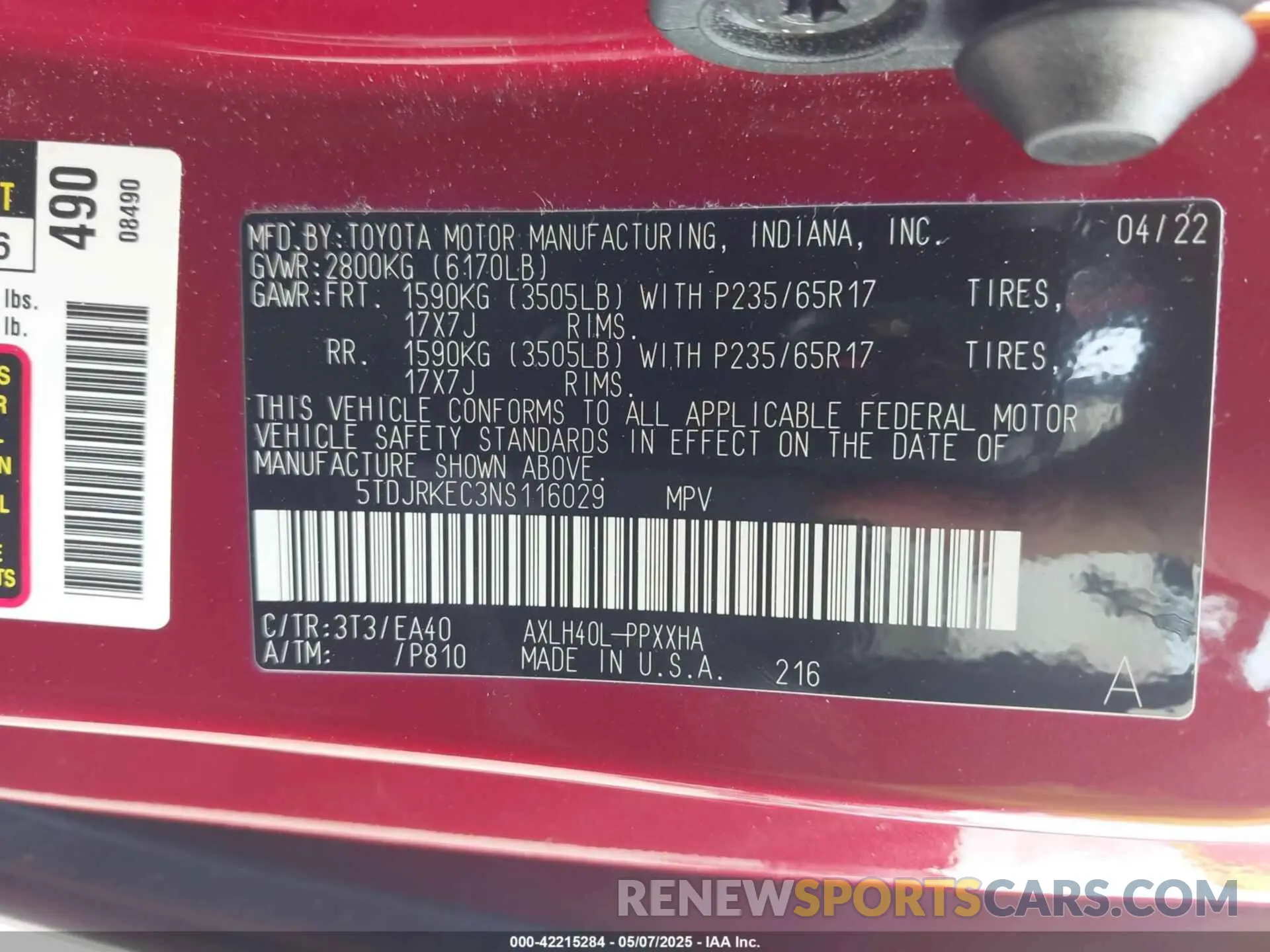 9 Photograph of a damaged car 5TDJRKEC3NS116029 TOYOTA SIENNA 2022