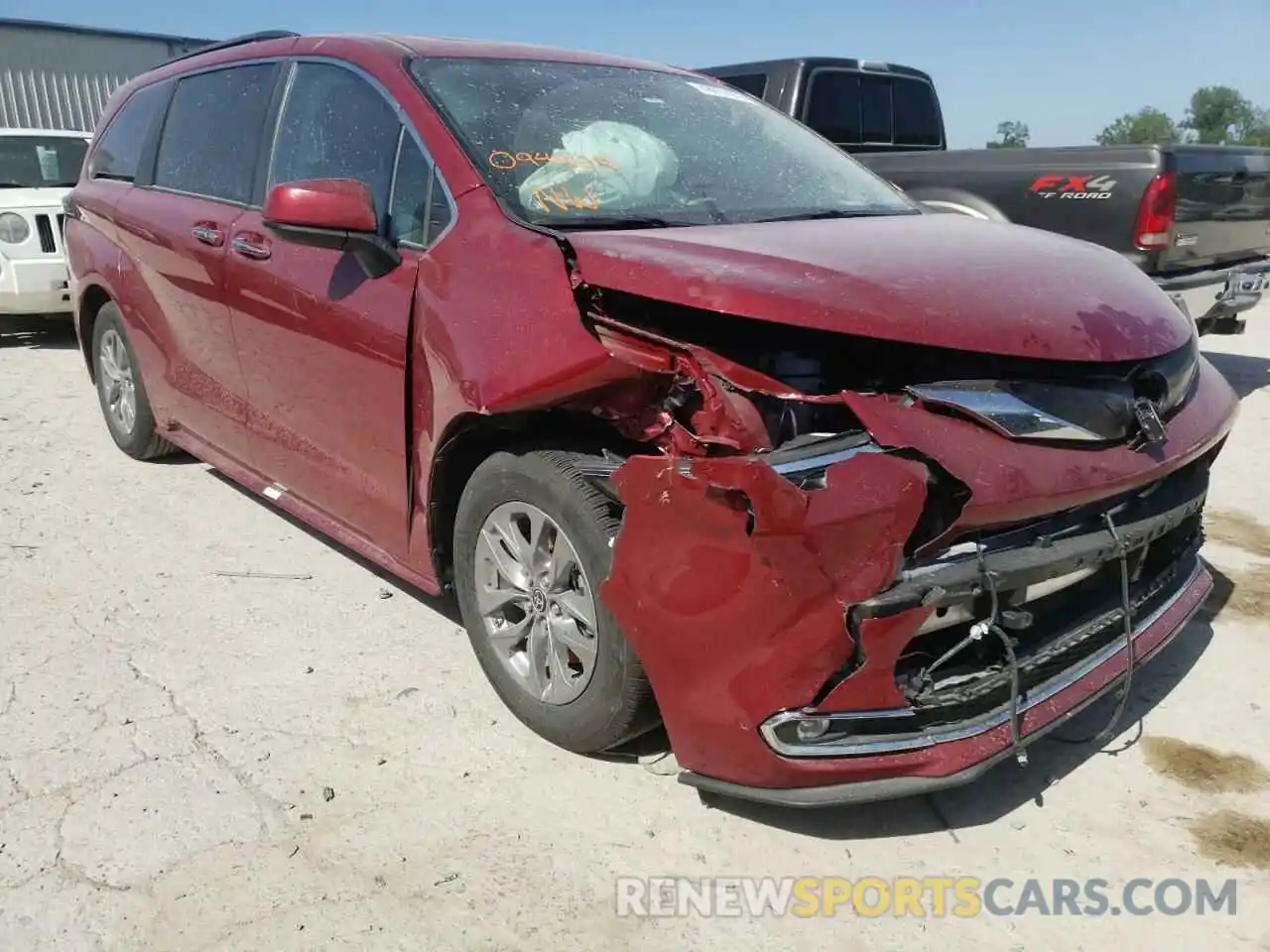 1 Photograph of a damaged car 5TDJRKEC7NS094925 TOYOTA SIENNA 2022