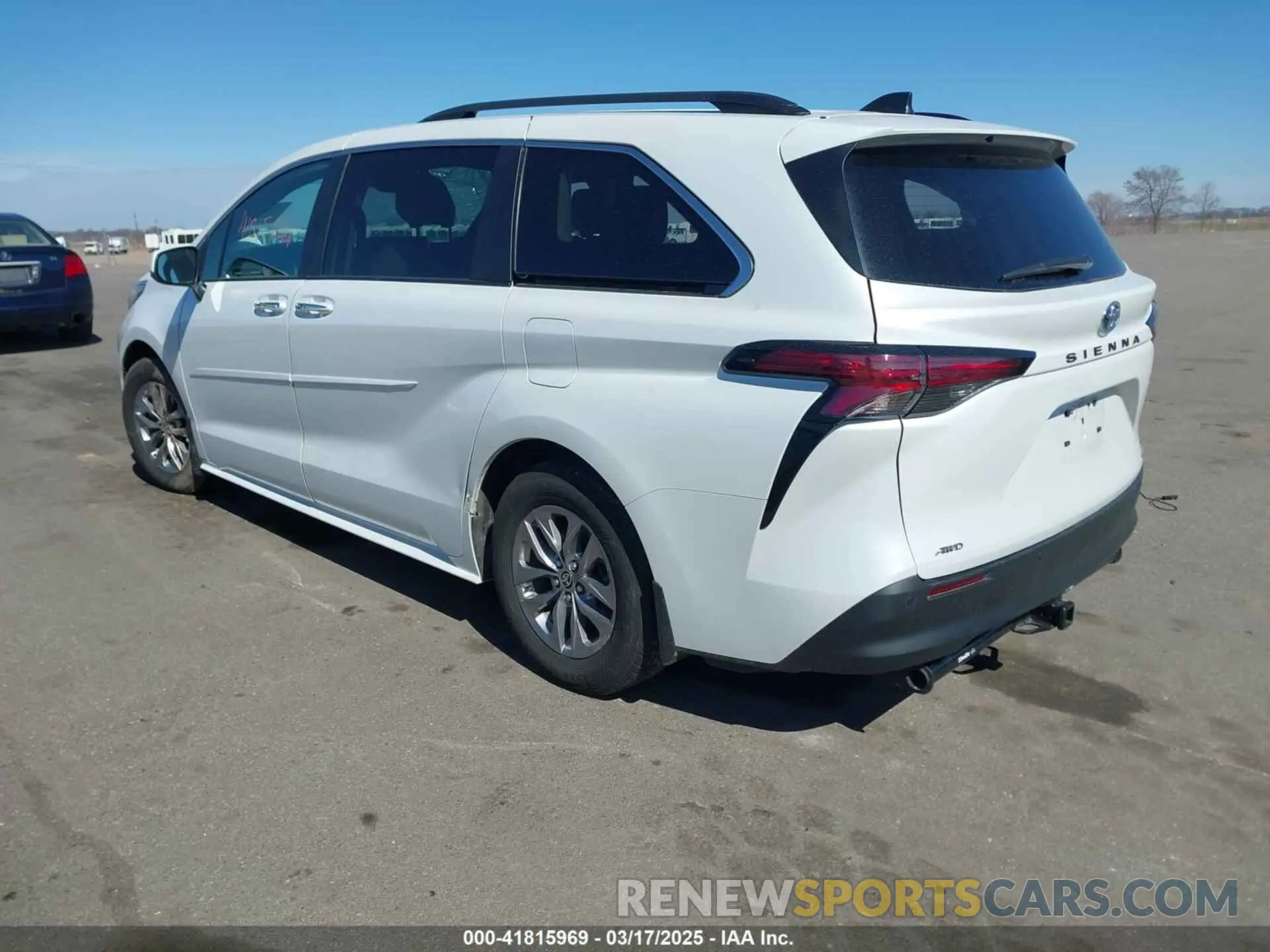 3 Photograph of a damaged car 5TDJSKFC7NS058980 TOYOTA SIENNA 2022