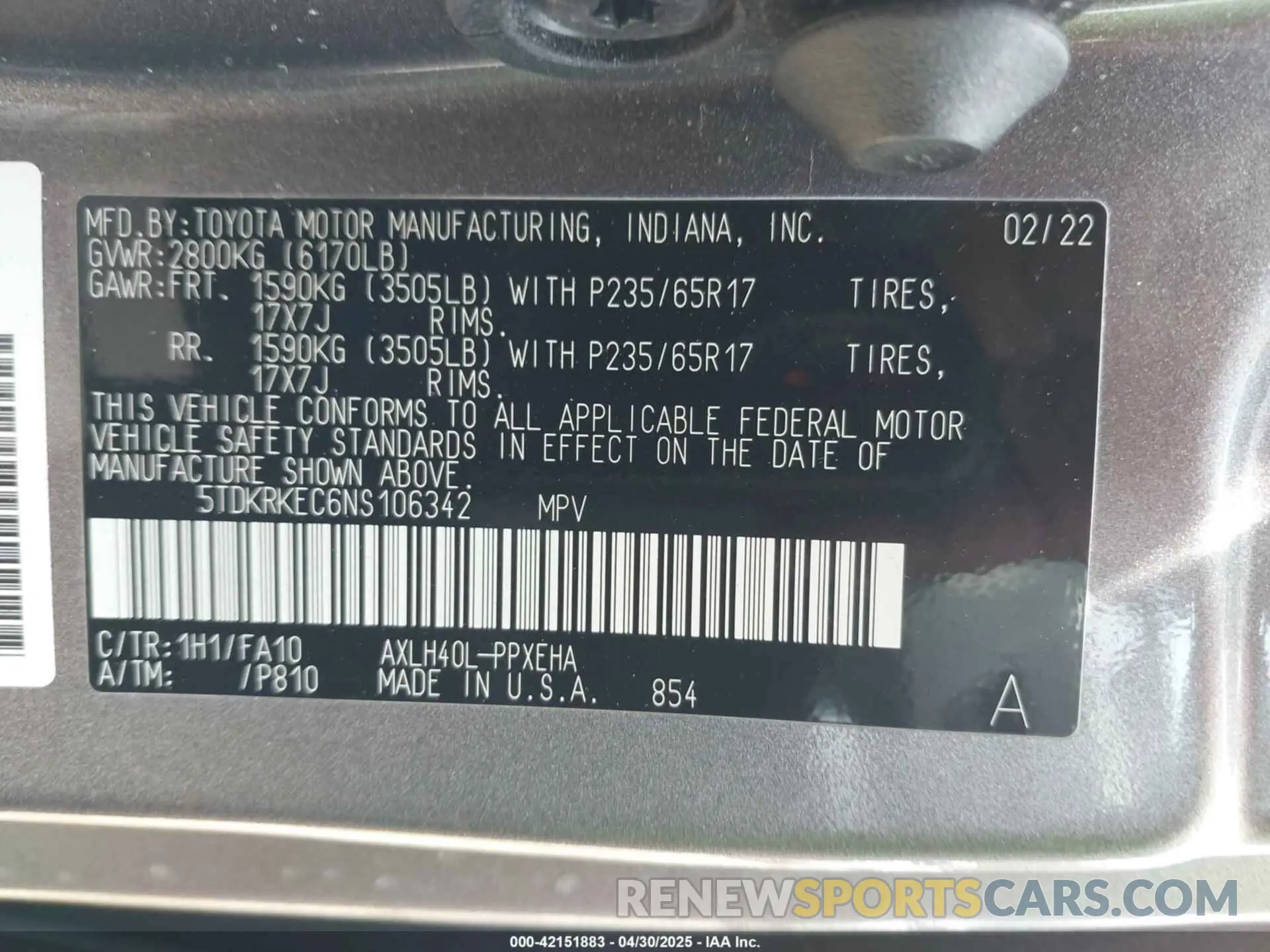 9 Photograph of a damaged car 5TDKRKEC6NS106342 TOYOTA SIENNA 2022