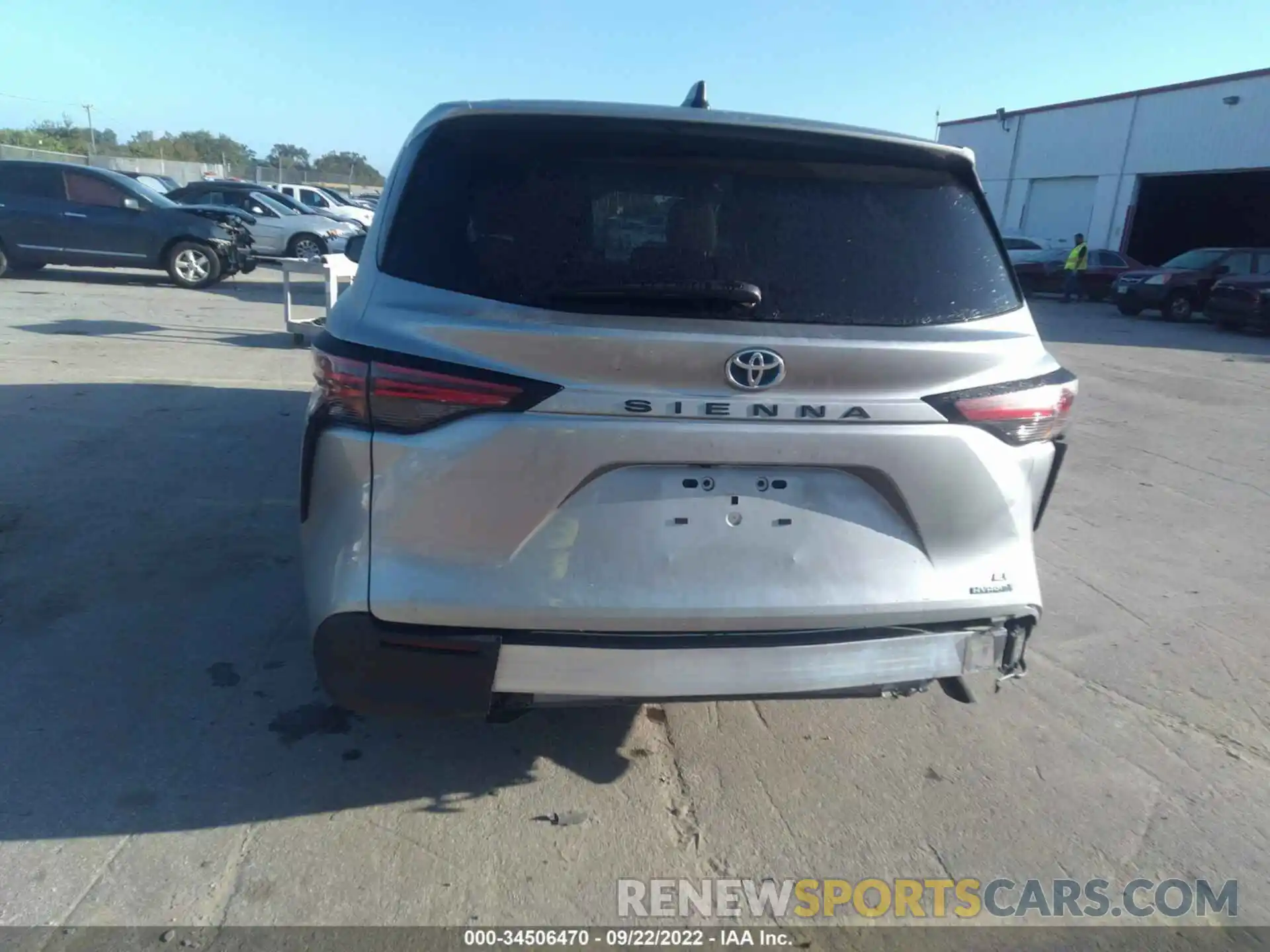 6 Photograph of a damaged car 5TDKRKEC7NS112103 TOYOTA SIENNA 2022