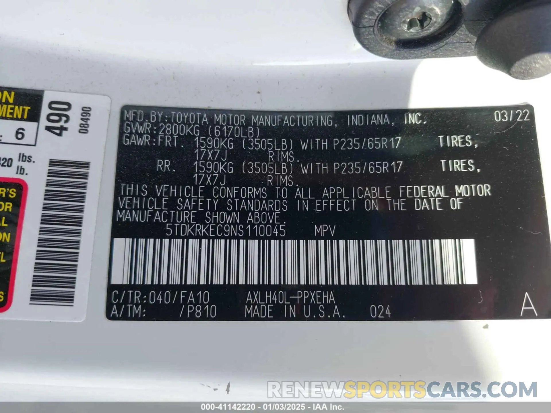 9 Photograph of a damaged car 5TDKRKEC9NS110045 TOYOTA SIENNA 2022