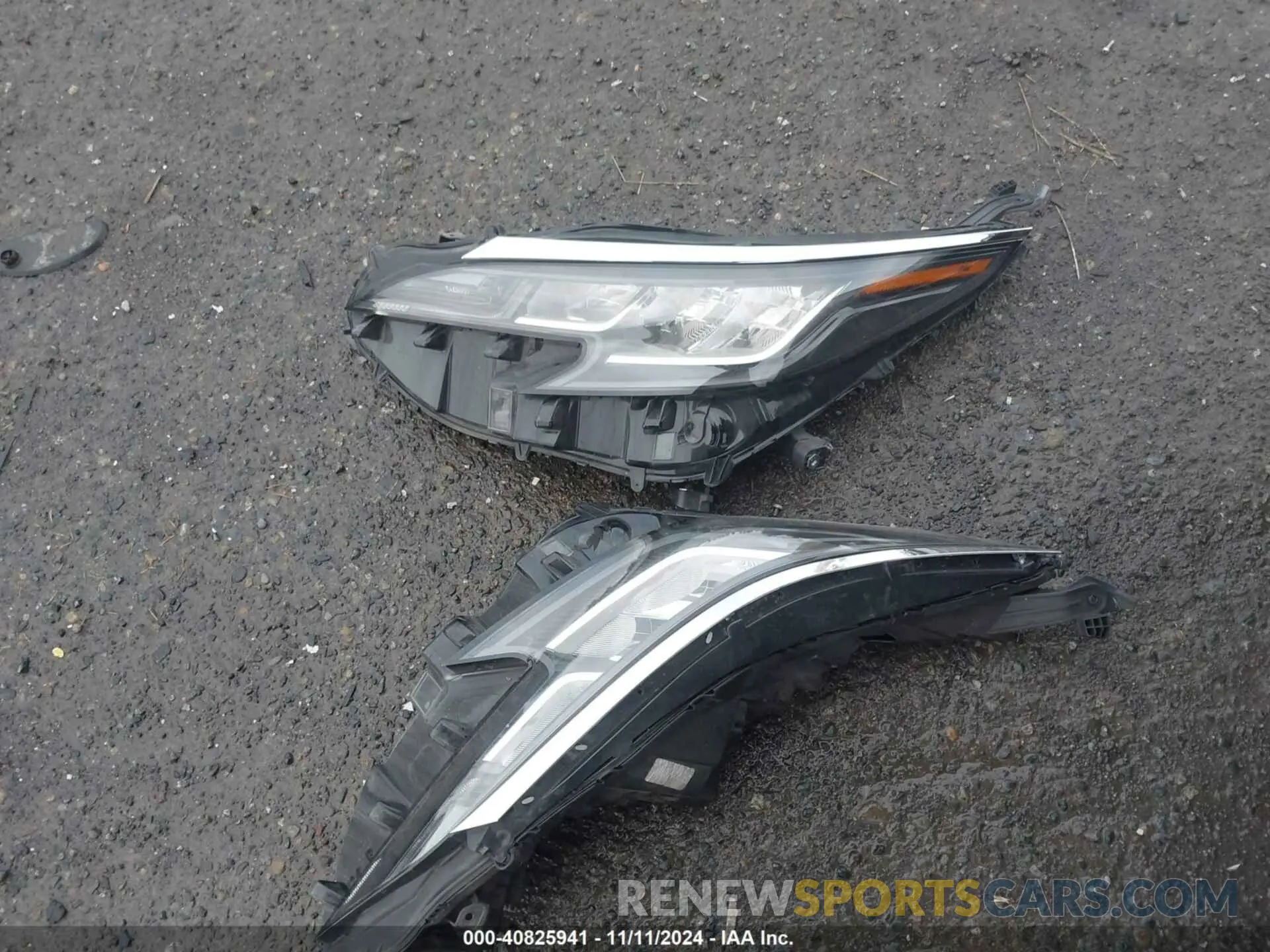 12 Photograph of a damaged car 5TDKRKECXNS109650 TOYOTA SIENNA 2022