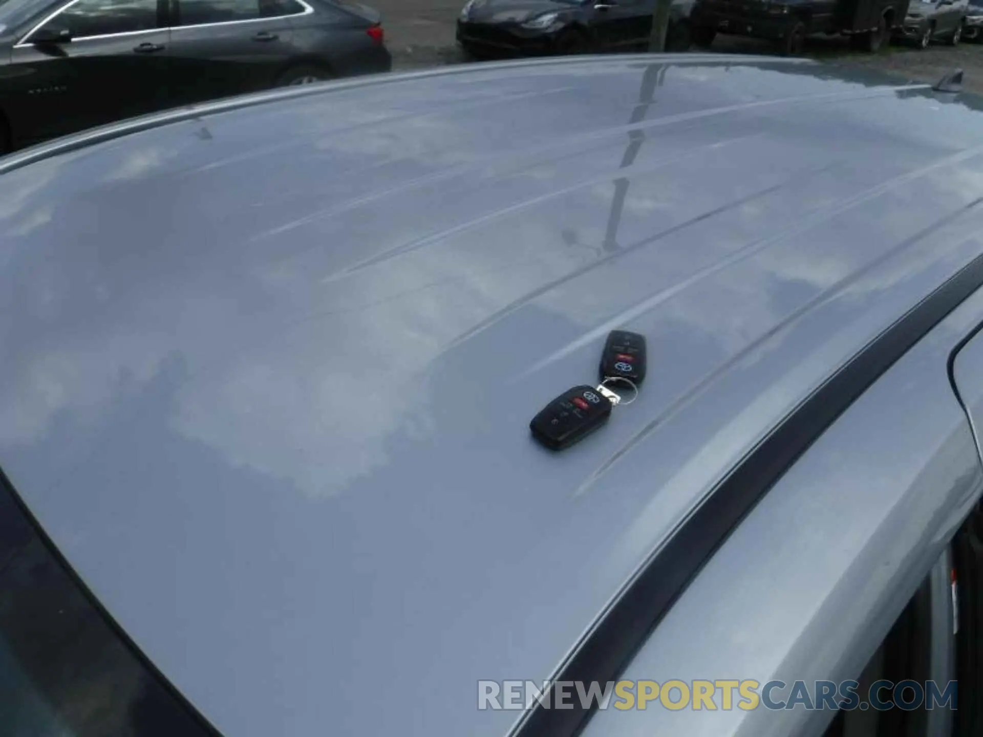 1 Photograph of a damaged car 5TDKSKFC8NS070446 TOYOTA SIENNA 2022