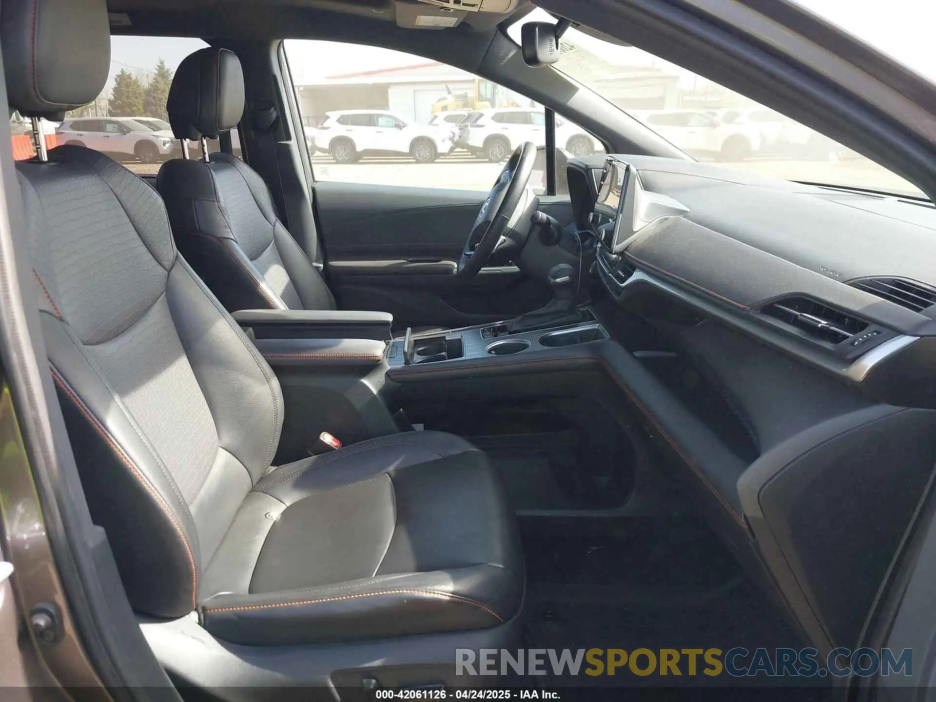 5 Photograph of a damaged car 5TDXRKEC2NS108482 TOYOTA SIENNA 2022