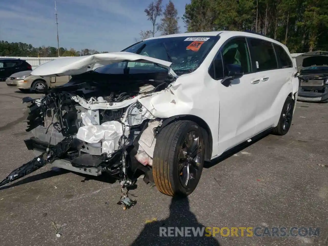 1 Photograph of a damaged car 5TDXRKECXNS080768 TOYOTA SIENNA 2022