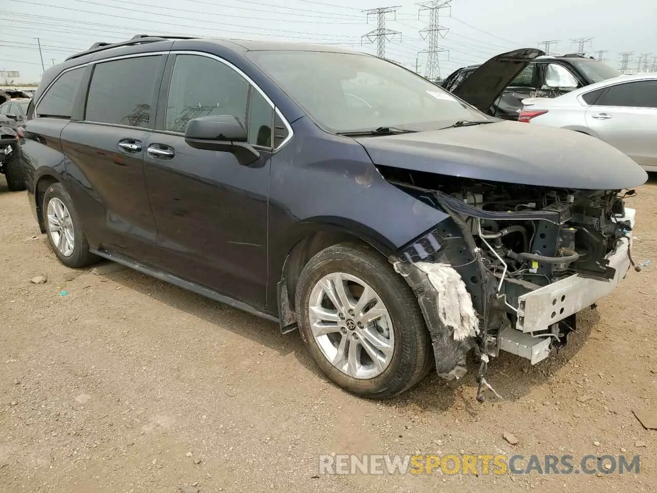 4 Photograph of a damaged car 5TDXSKFC0NS071130 TOYOTA SIENNA 2022