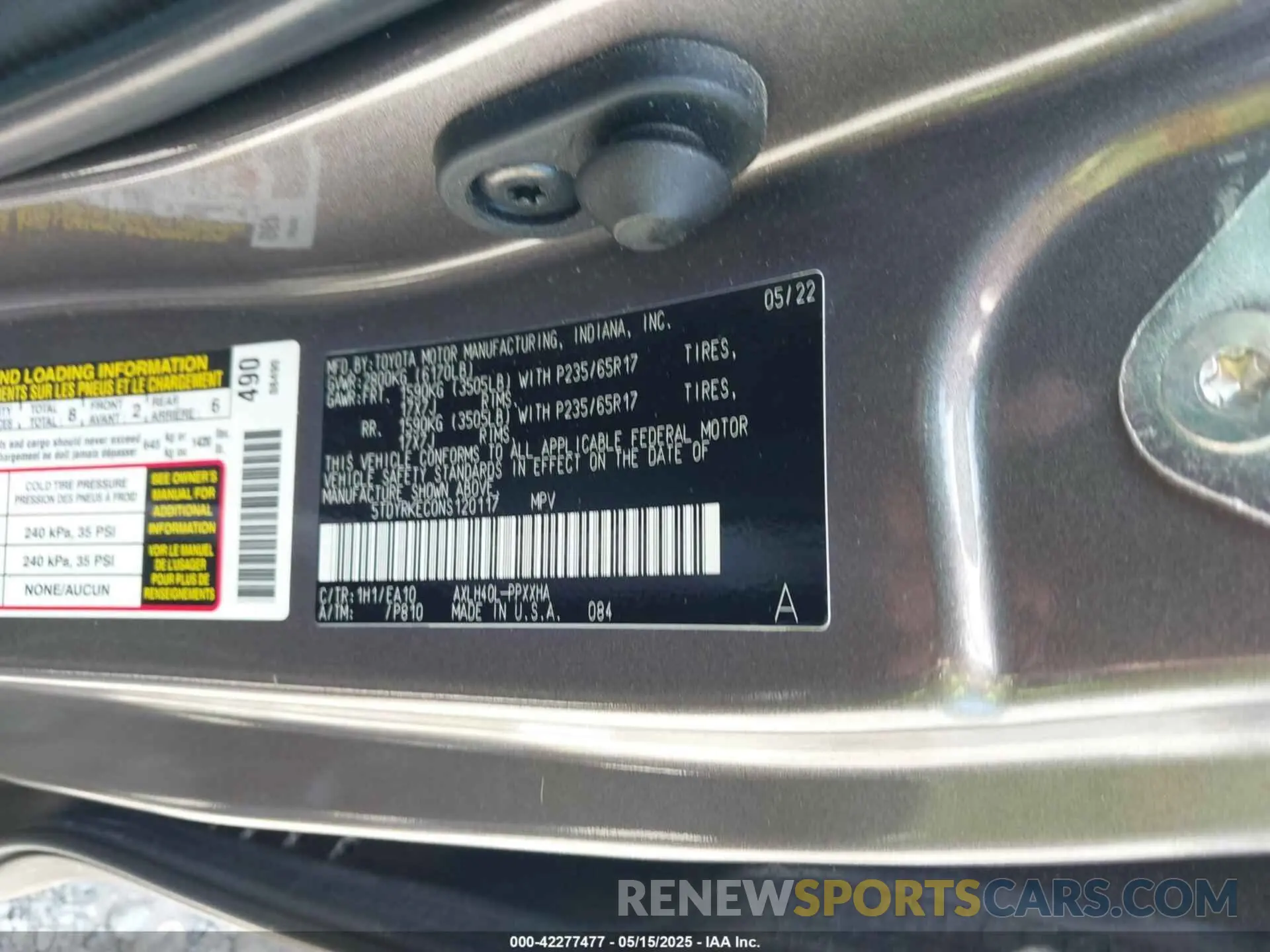 9 Photograph of a damaged car 5TDYRKEC0NS120117 TOYOTA SIENNA 2022