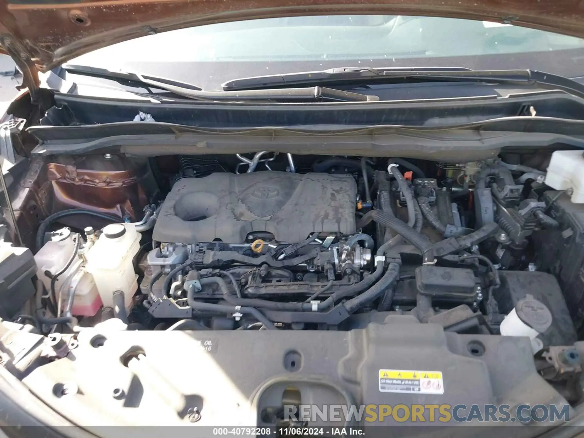 10 Photograph of a damaged car 5TDYRKEC1NS081585 TOYOTA SIENNA 2022