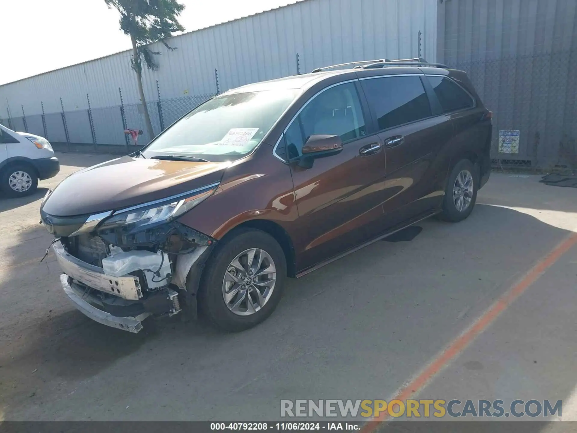 2 Photograph of a damaged car 5TDYRKEC1NS081585 TOYOTA SIENNA 2022