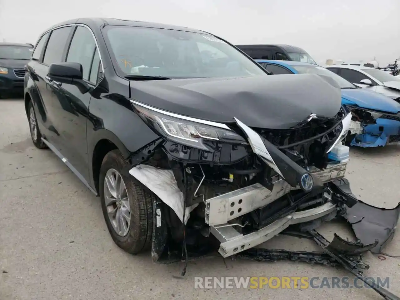 1 Photograph of a damaged car 5TDYRKEC2NS084379 TOYOTA SIENNA 2022