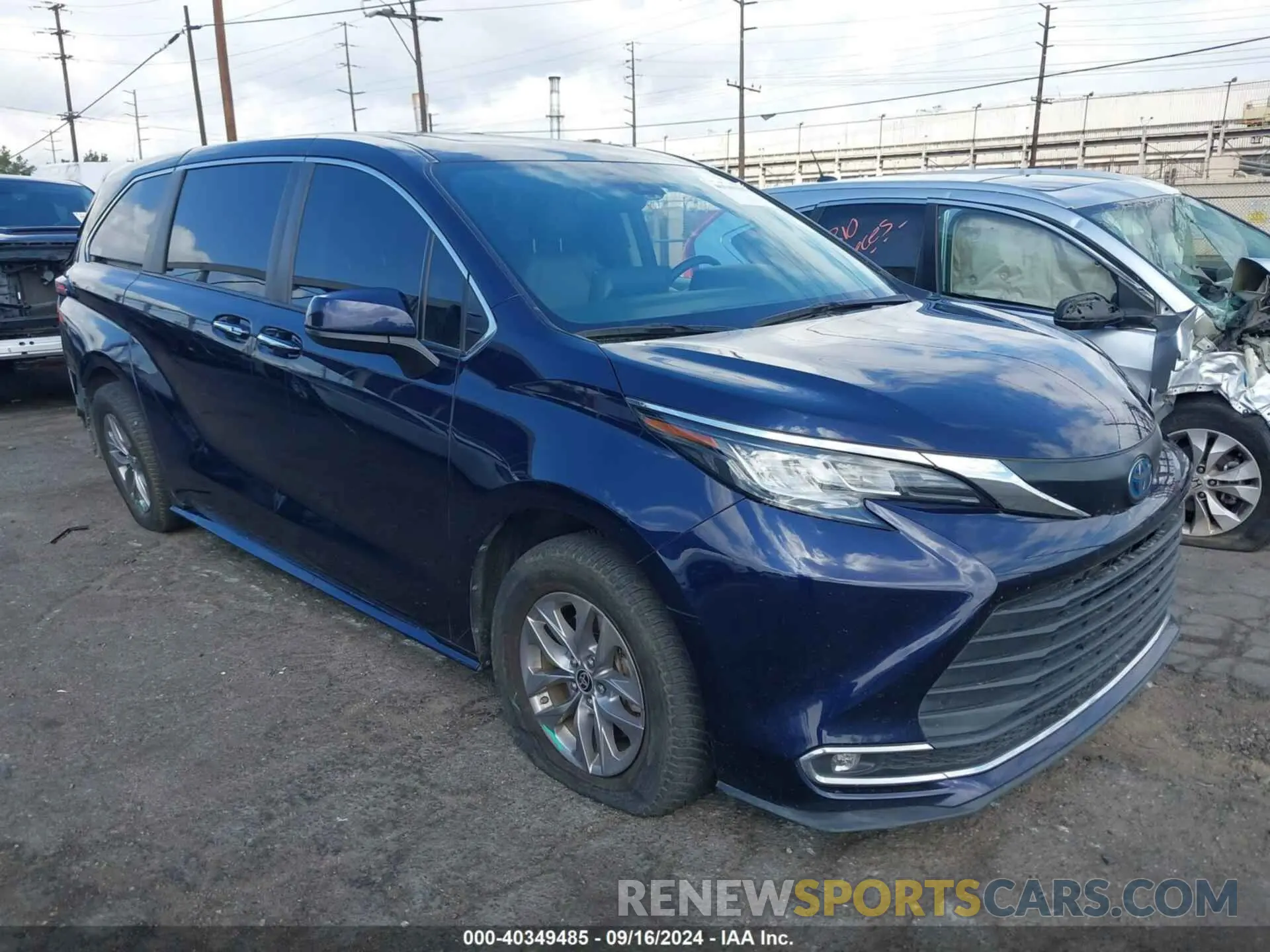 1 Photograph of a damaged car 5TDYRKEC2NS121155 TOYOTA SIENNA 2022