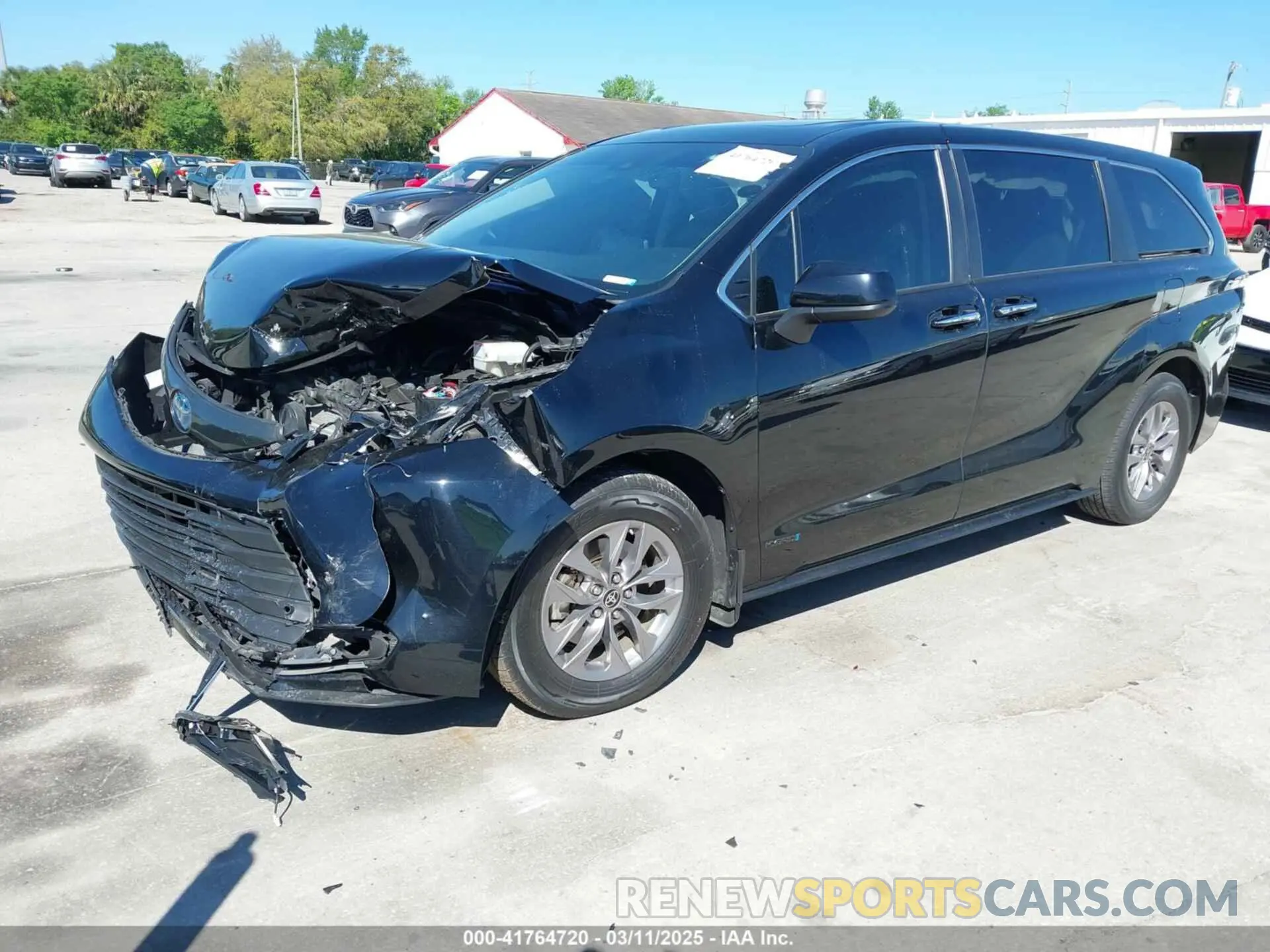 2 Photograph of a damaged car 5TDYRKEC2NS125318 TOYOTA SIENNA 2022