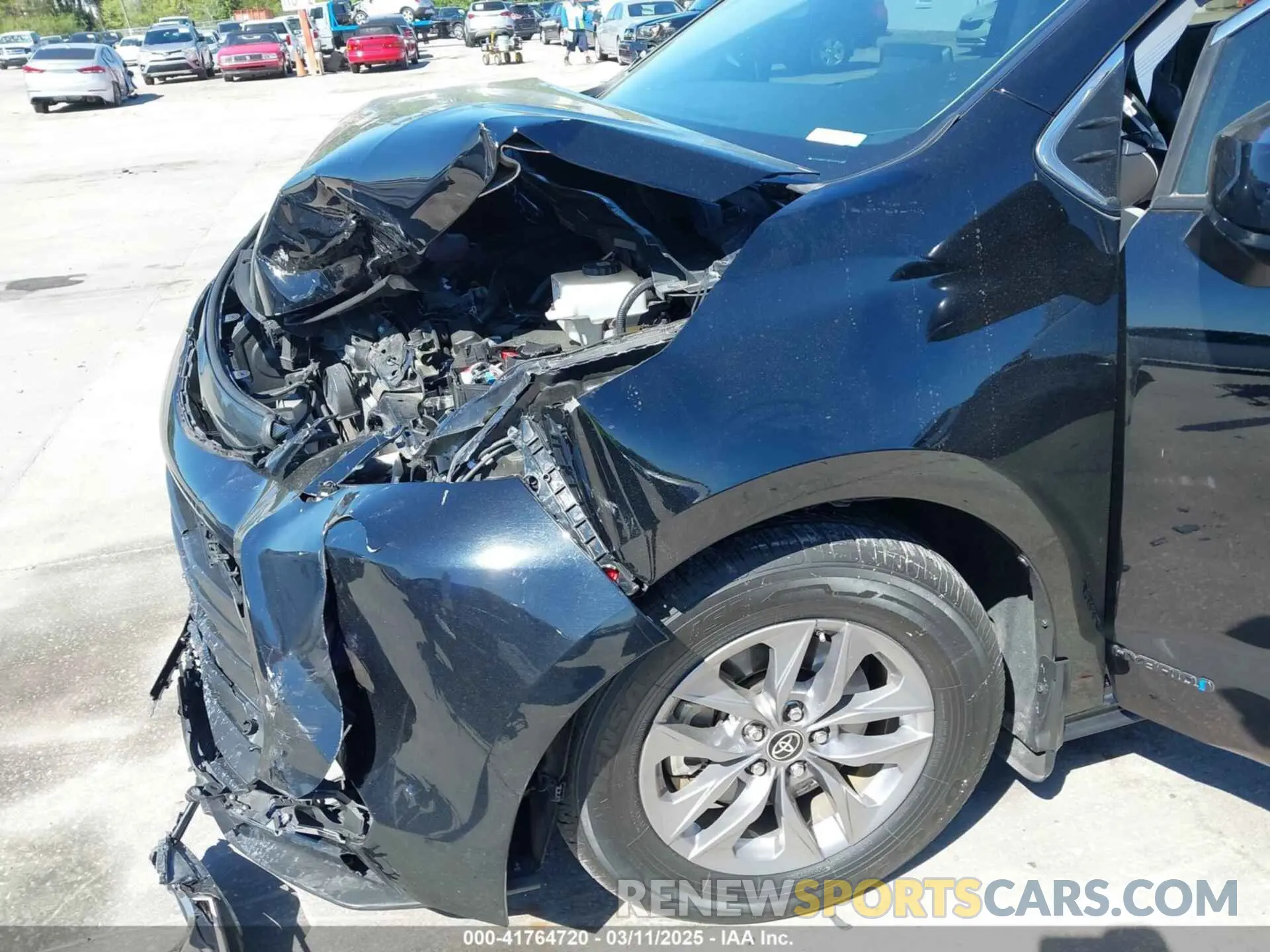 6 Photograph of a damaged car 5TDYRKEC2NS125318 TOYOTA SIENNA 2022
