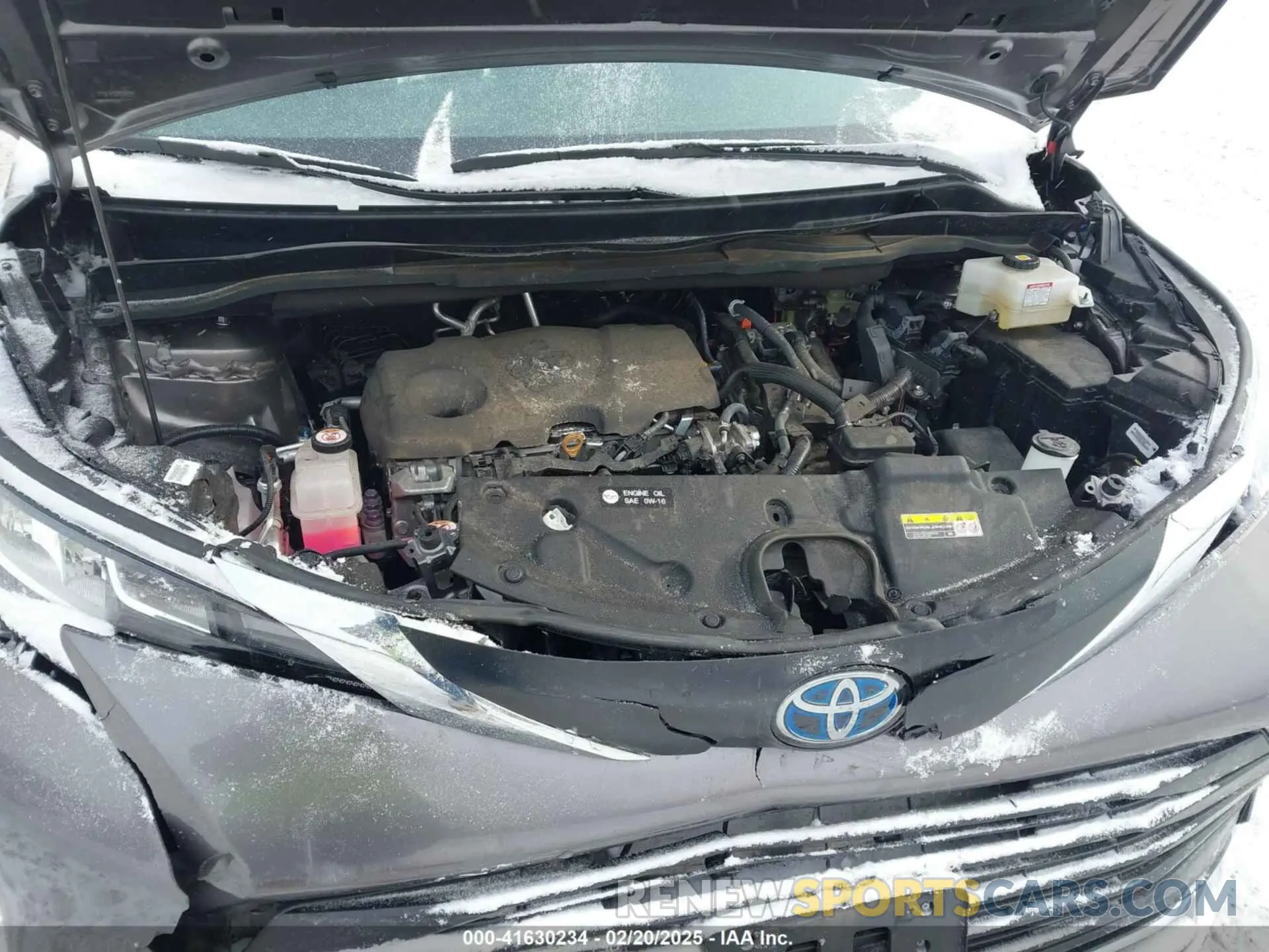 10 Photograph of a damaged car 5TDYRKEC4NS120170 TOYOTA SIENNA 2022