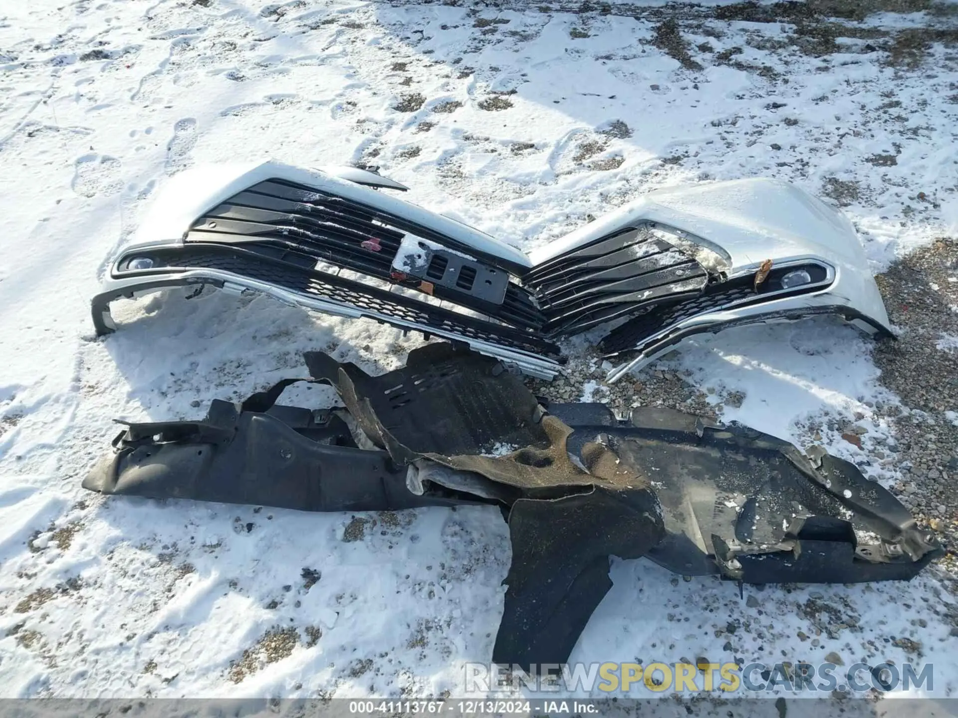 12 Photograph of a damaged car 5TDYRKEC6NS078018 TOYOTA SIENNA 2022