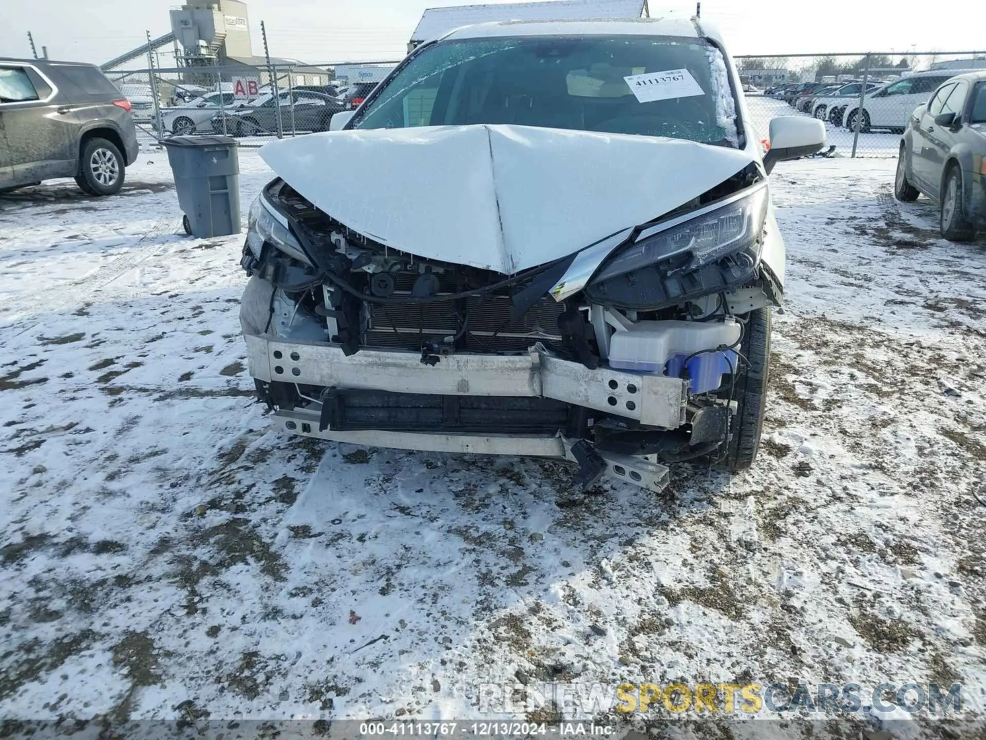 6 Photograph of a damaged car 5TDYRKEC6NS078018 TOYOTA SIENNA 2022