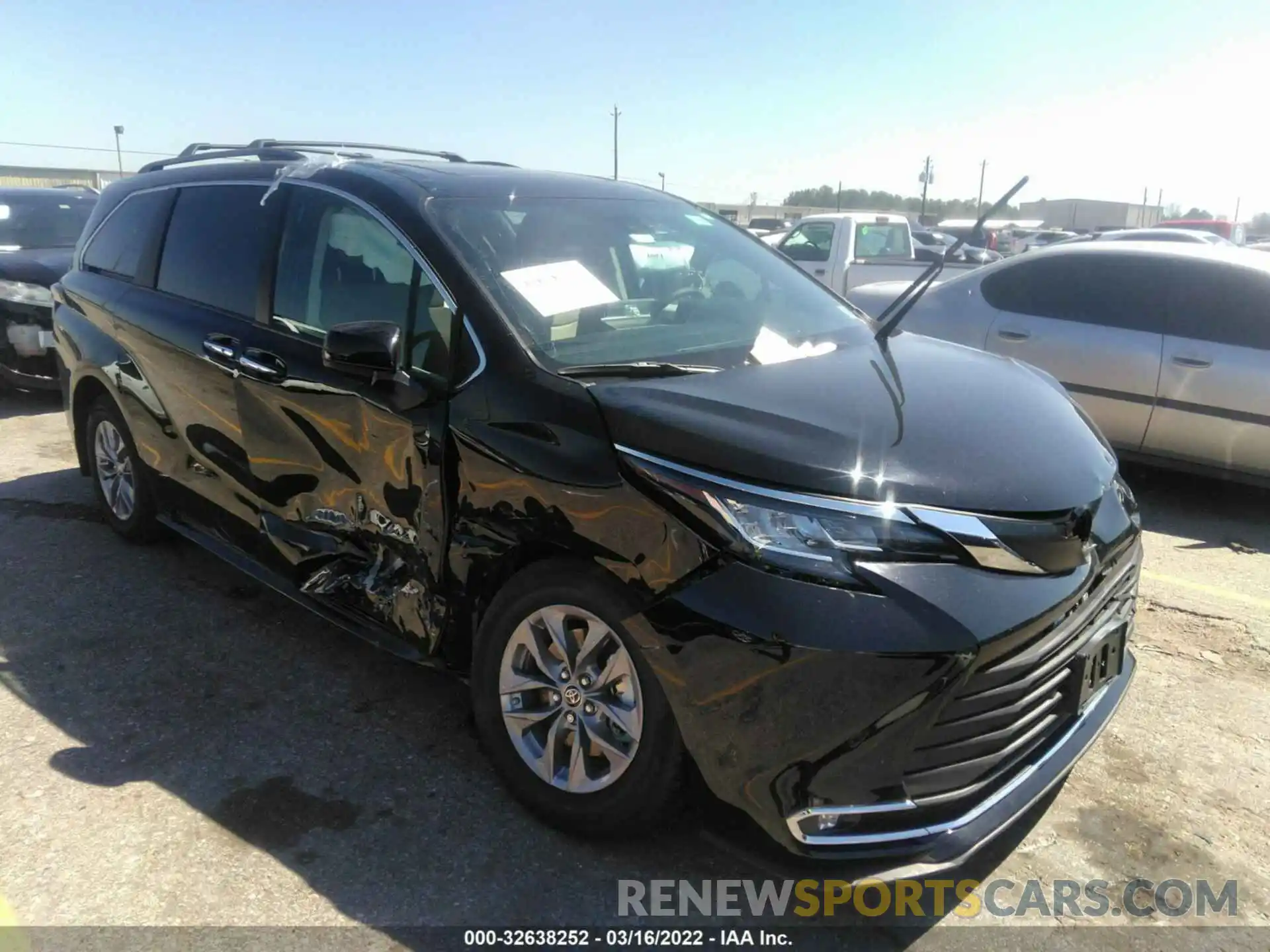 1 Photograph of a damaged car 5TDYRKEC7NS091828 TOYOTA SIENNA 2022