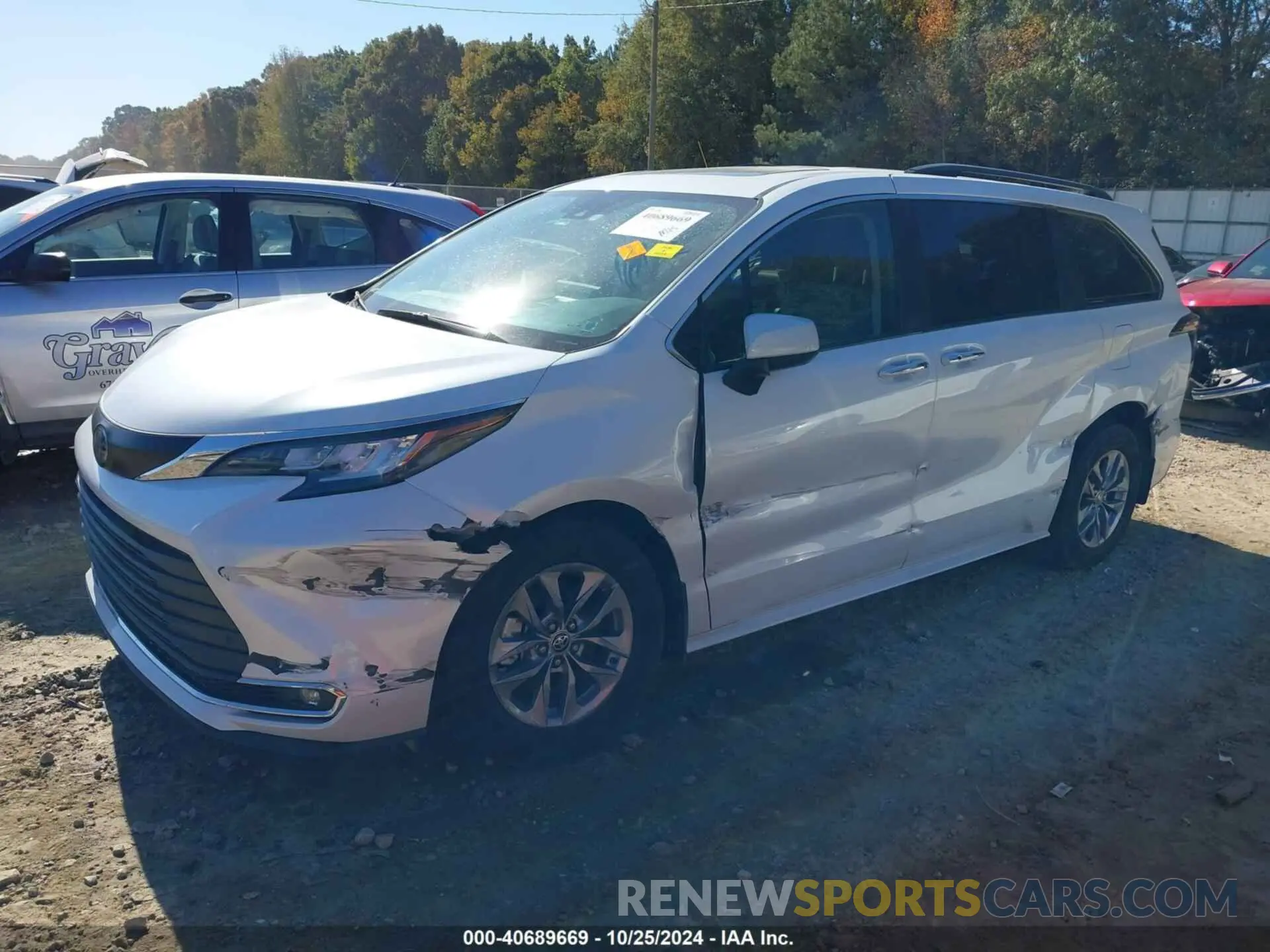 2 Photograph of a damaged car 5TDYRKEC7NS119112 TOYOTA SIENNA 2022
