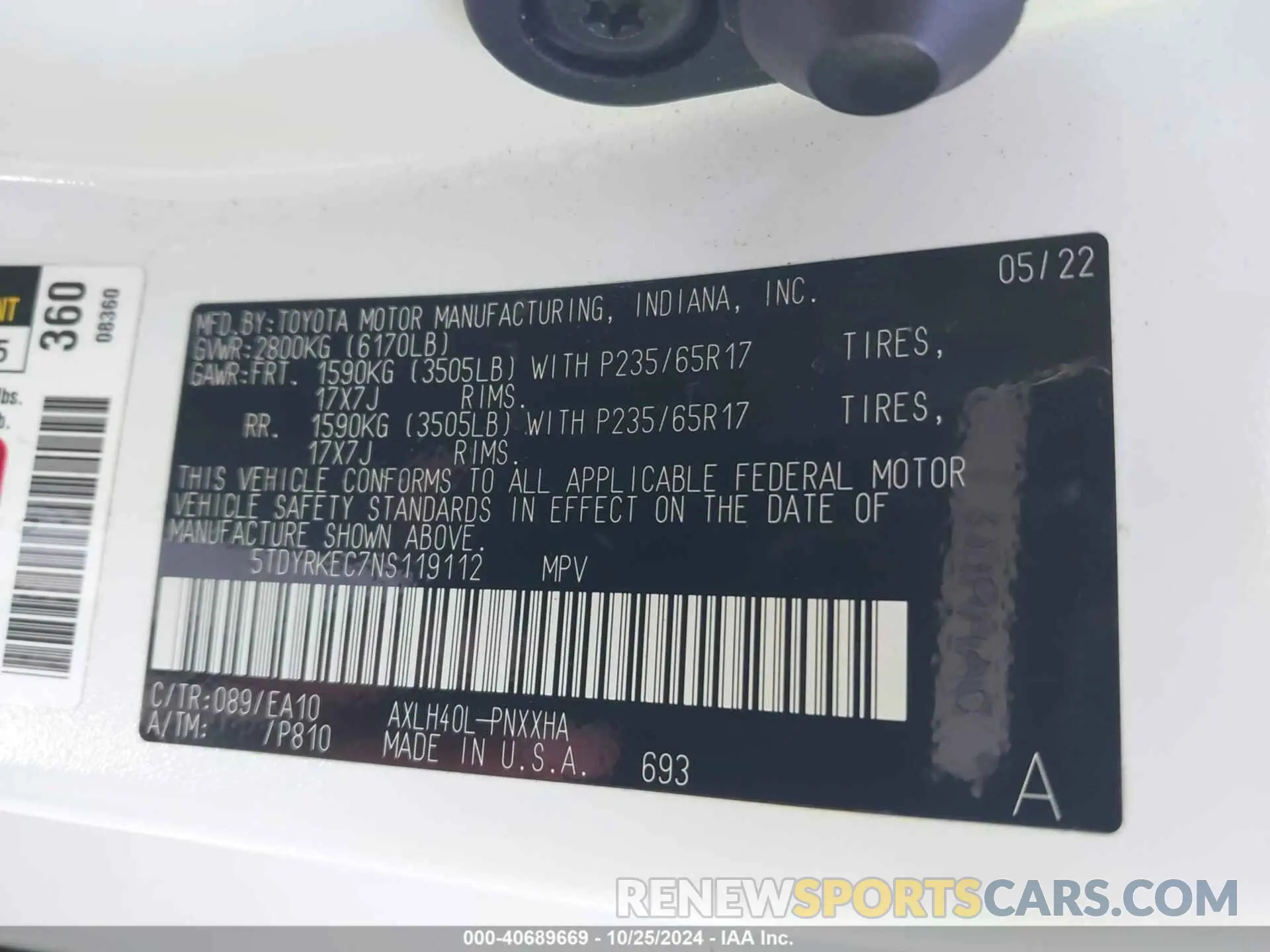 9 Photograph of a damaged car 5TDYRKEC7NS119112 TOYOTA SIENNA 2022