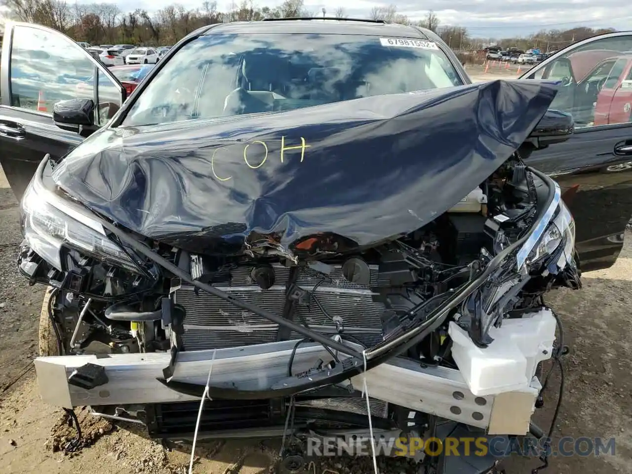 12 Photograph of a damaged car 5TDYRKEC7NS123600 TOYOTA SIENNA 2022