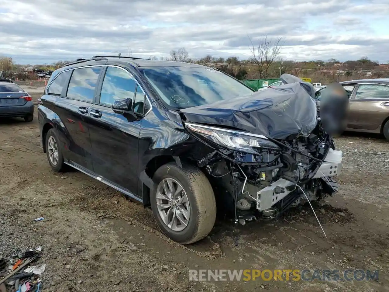 4 Photograph of a damaged car 5TDYRKEC7NS123600 TOYOTA SIENNA 2022