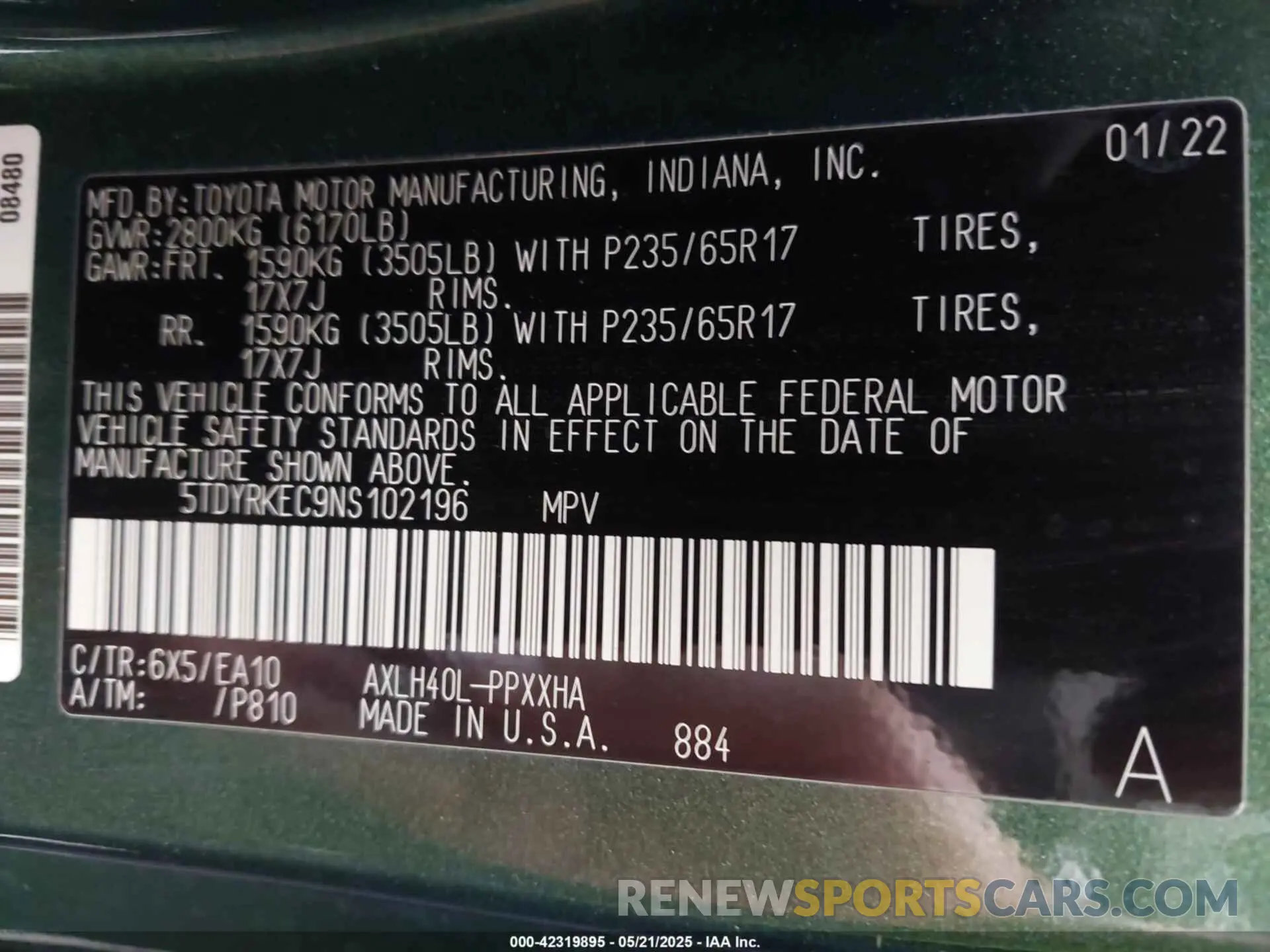 9 Photograph of a damaged car 5TDYRKEC9NS102196 TOYOTA SIENNA 2022