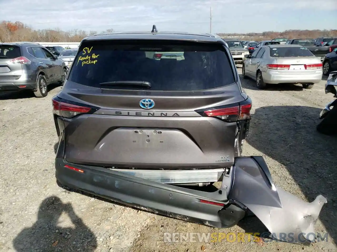 6 Photograph of a damaged car 5TDYRKECXNS102918 TOYOTA SIENNA 2022