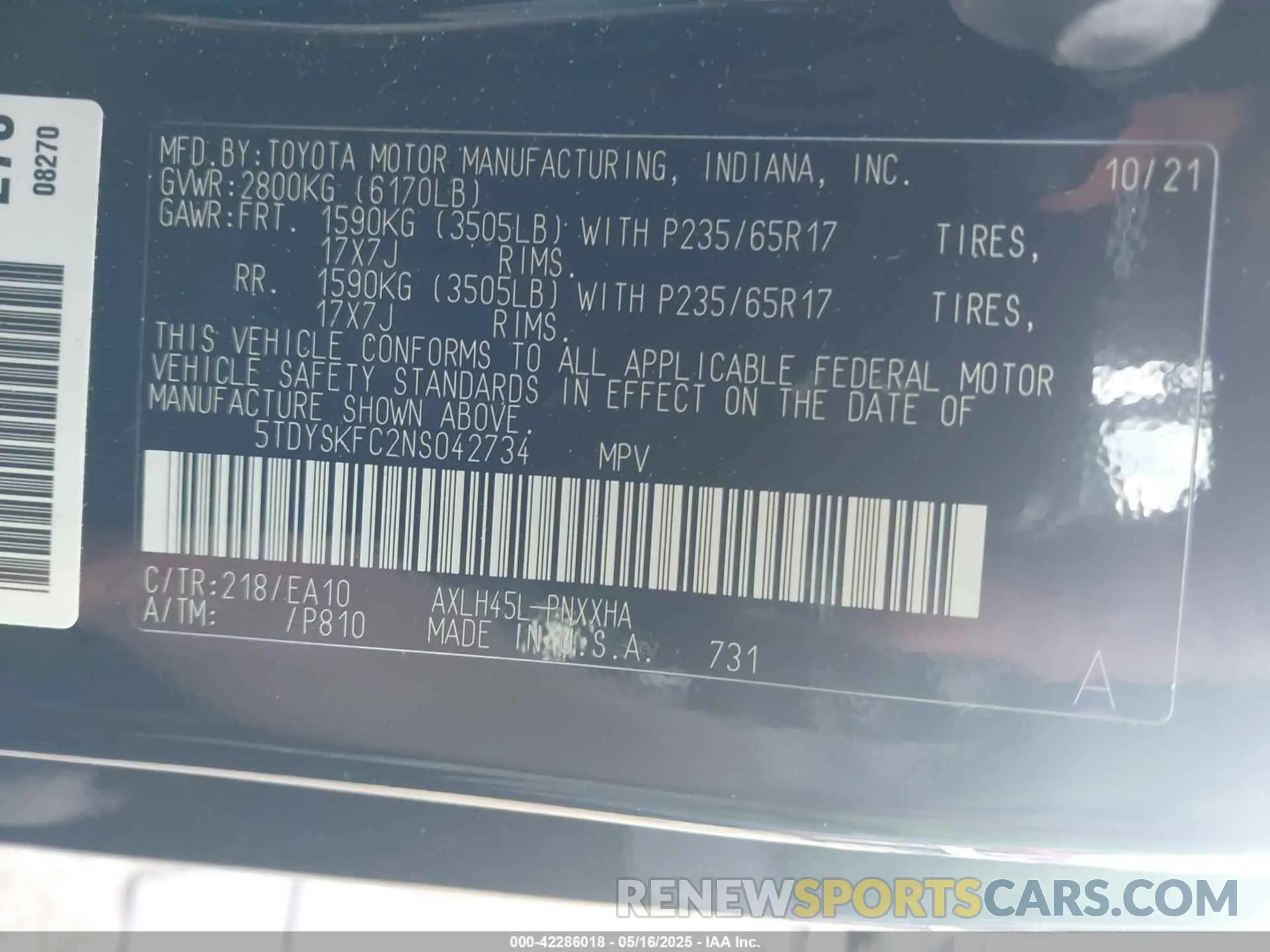 9 Photograph of a damaged car 5TDYSKFC2NS042734 TOYOTA SIENNA 2022