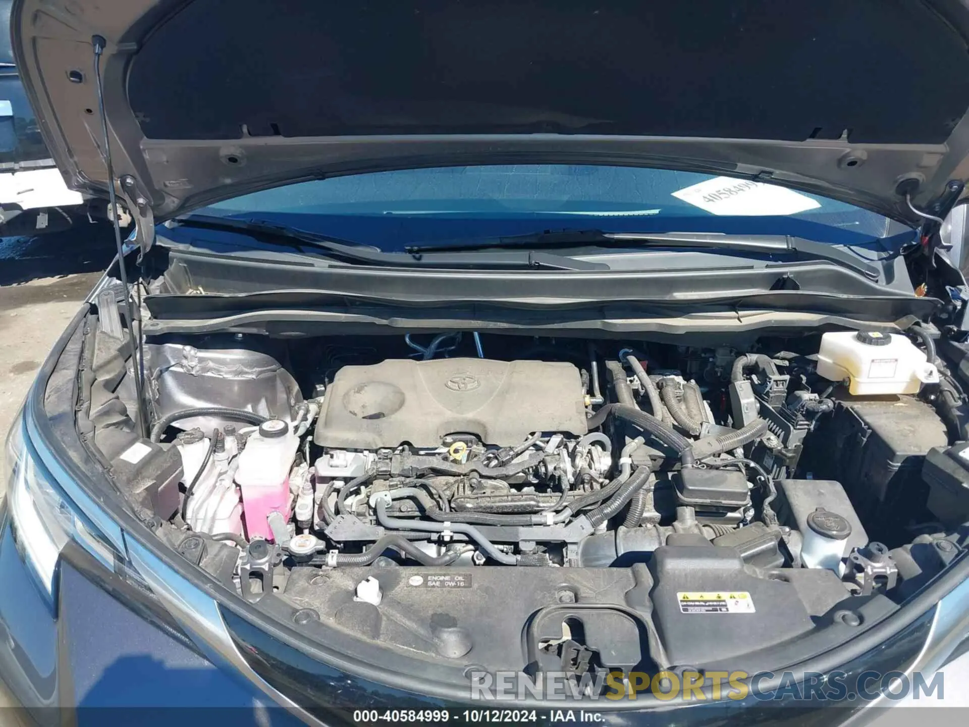 10 Photograph of a damaged car 5TDZRKEC5NS085711 TOYOTA SIENNA 2022