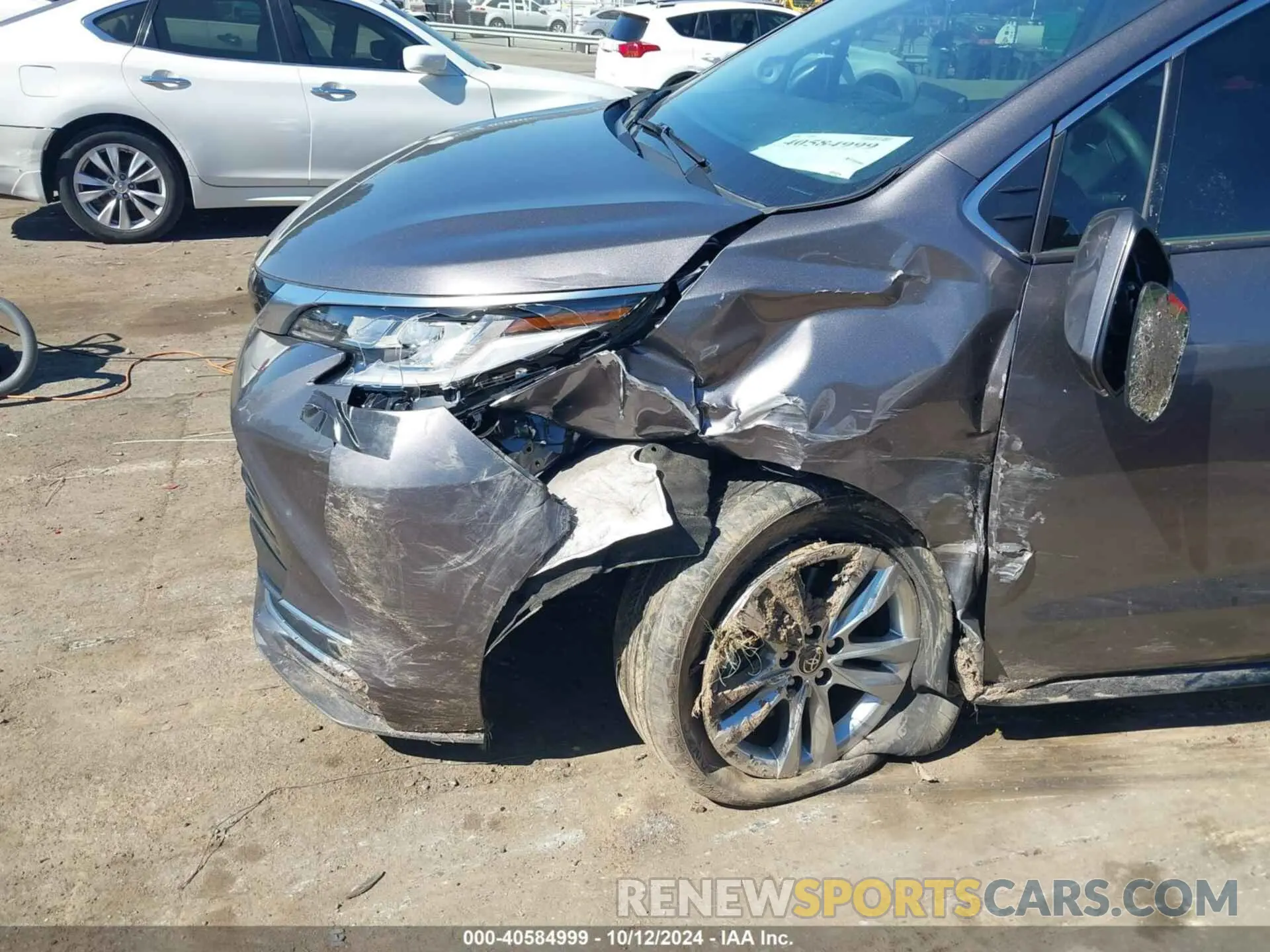 6 Photograph of a damaged car 5TDZRKEC5NS085711 TOYOTA SIENNA 2022