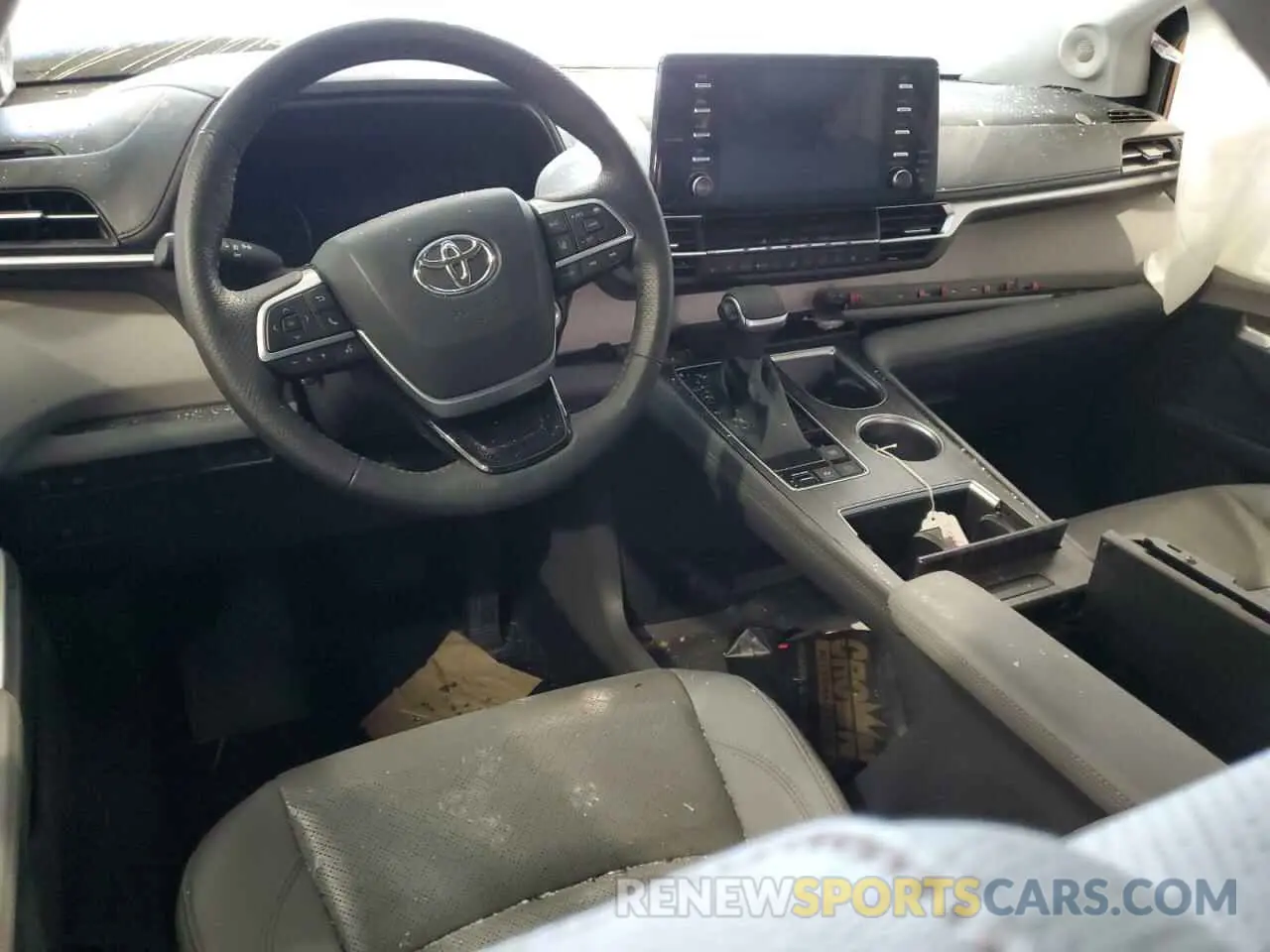 8 Photograph of a damaged car 5TDZSKFC2NS047453 TOYOTA SIENNA 2022