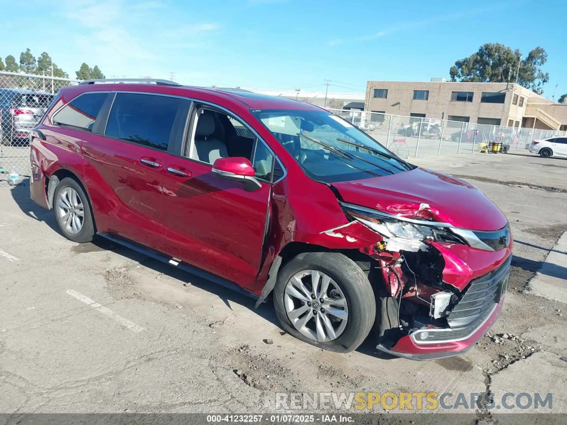 1 Photograph of a damaged car 5TDZSKFC2NS073051 TOYOTA SIENNA 2022