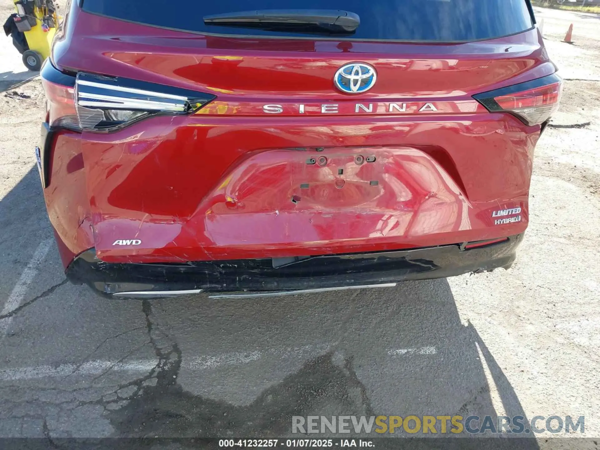 6 Photograph of a damaged car 5TDZSKFC2NS073051 TOYOTA SIENNA 2022