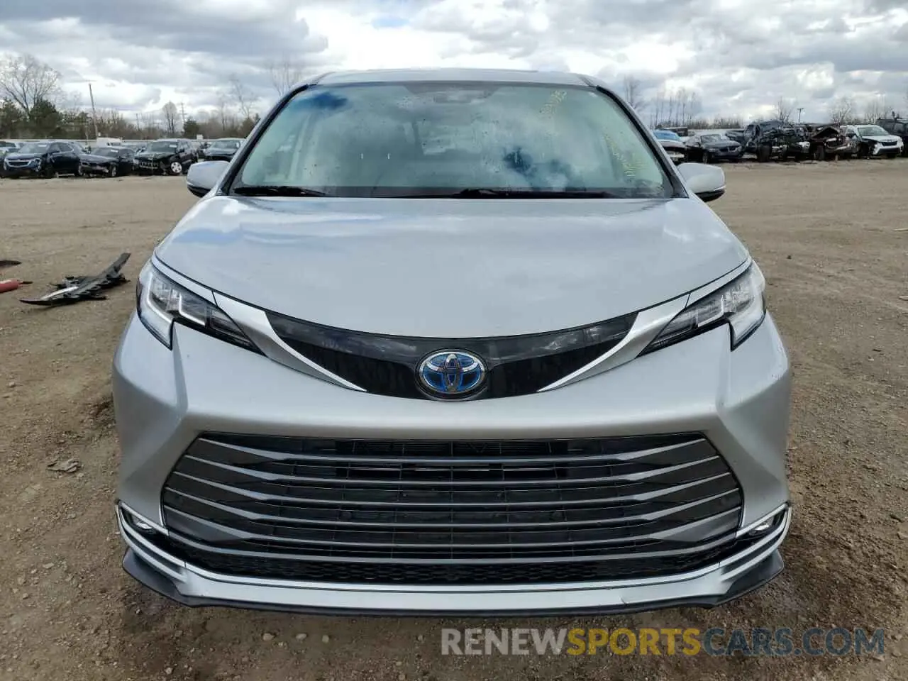 5 Photograph of a damaged car 5TDZSKFC6NS041705 TOYOTA SIENNA 2022