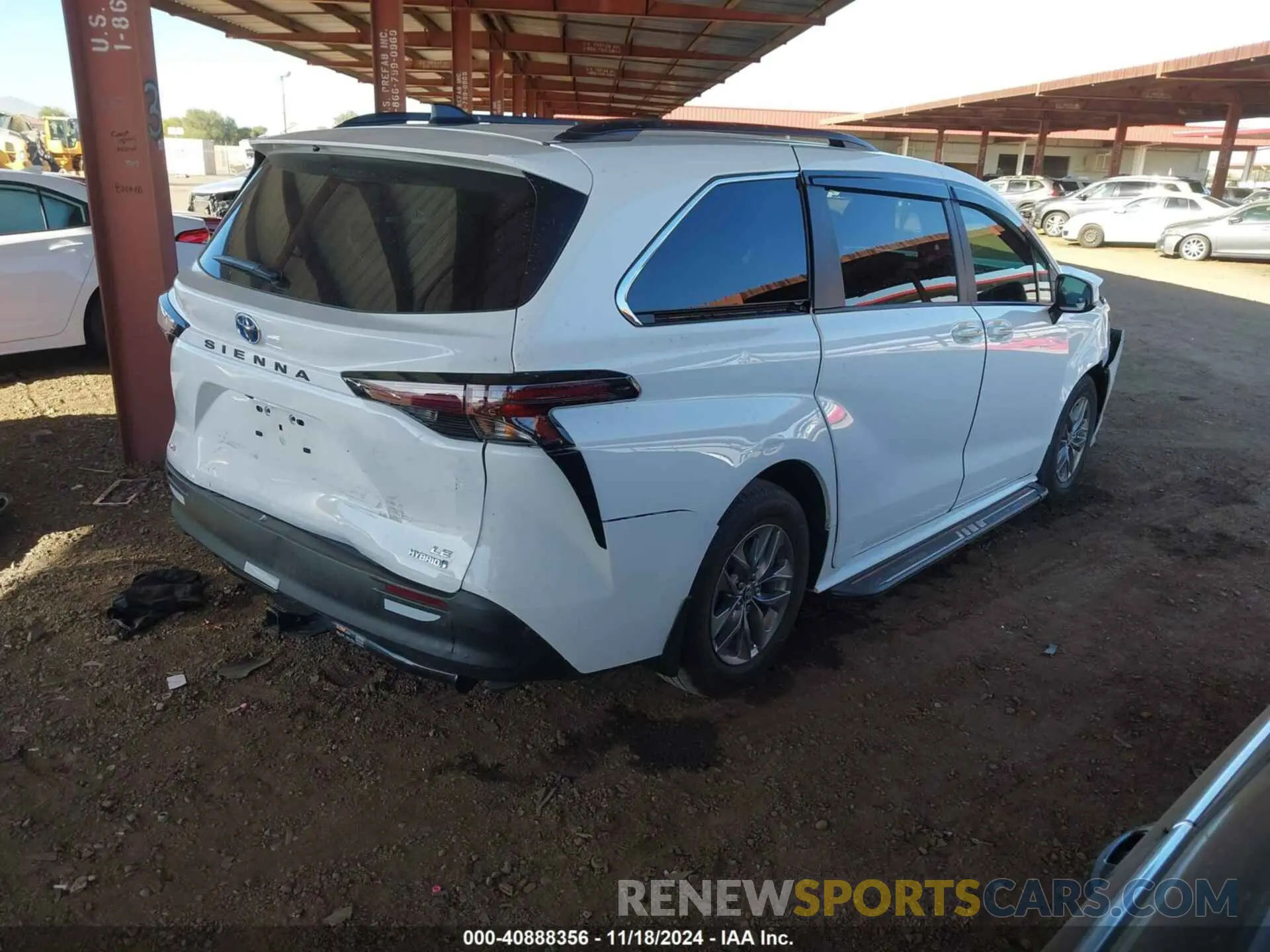 4 Photograph of a damaged car 5TDBSKFC4PS100903 TOYOTA SIENNA 2023