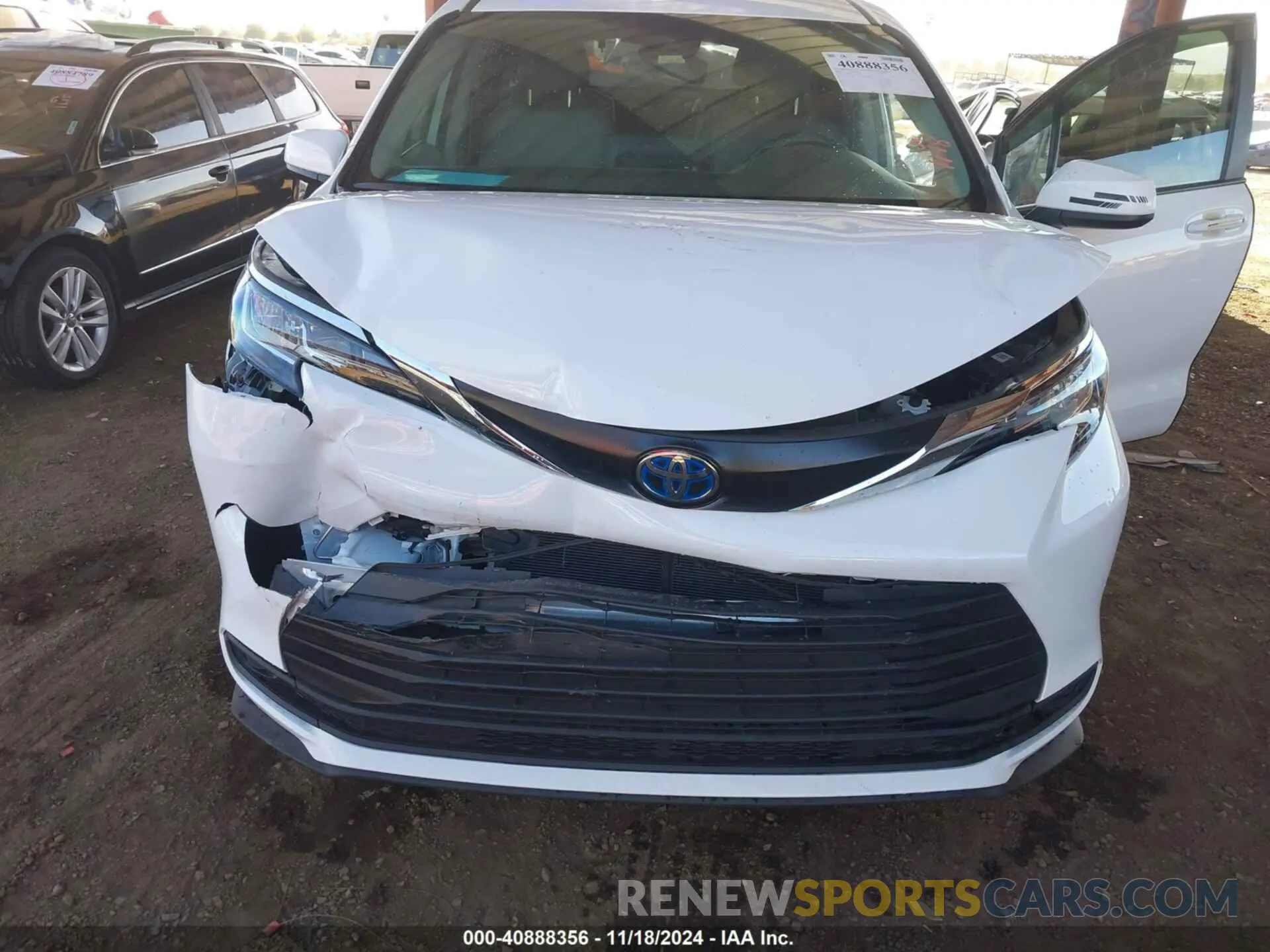 6 Photograph of a damaged car 5TDBSKFC4PS100903 TOYOTA SIENNA 2023