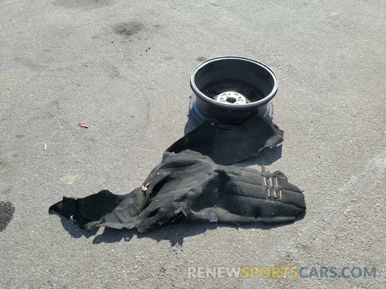 13 Photograph of a damaged car 5TDCSKFC6PS083719 TOYOTA SIENNA 2023