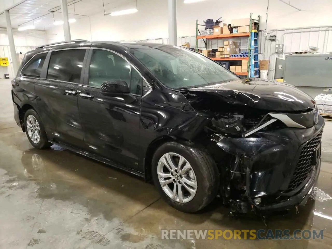 4 Photograph of a damaged car 5TDDSKFC6PS098273 TOYOTA SIENNA 2023