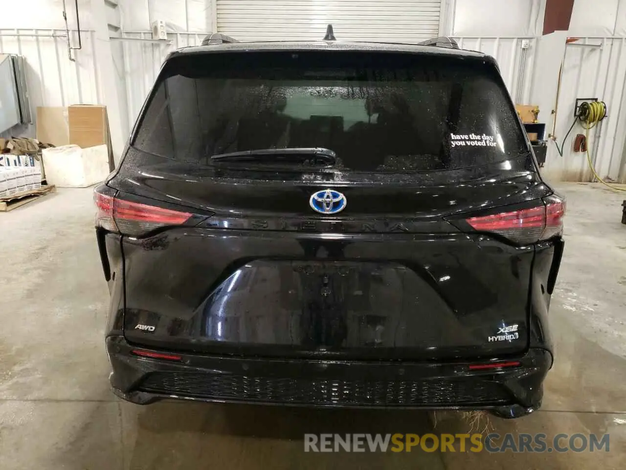 6 Photograph of a damaged car 5TDDSKFC6PS098273 TOYOTA SIENNA 2023