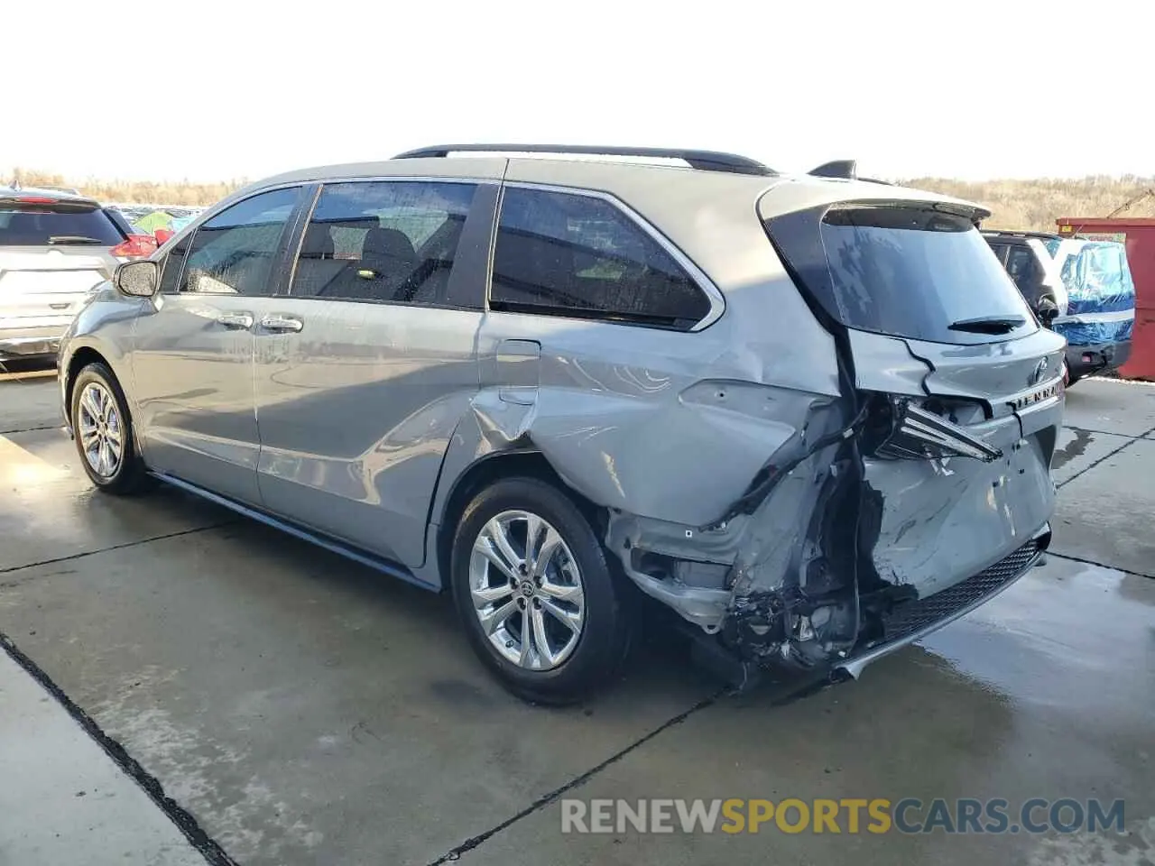 2 Photograph of a damaged car 5TDDSKFC9PS104275 TOYOTA SIENNA 2023