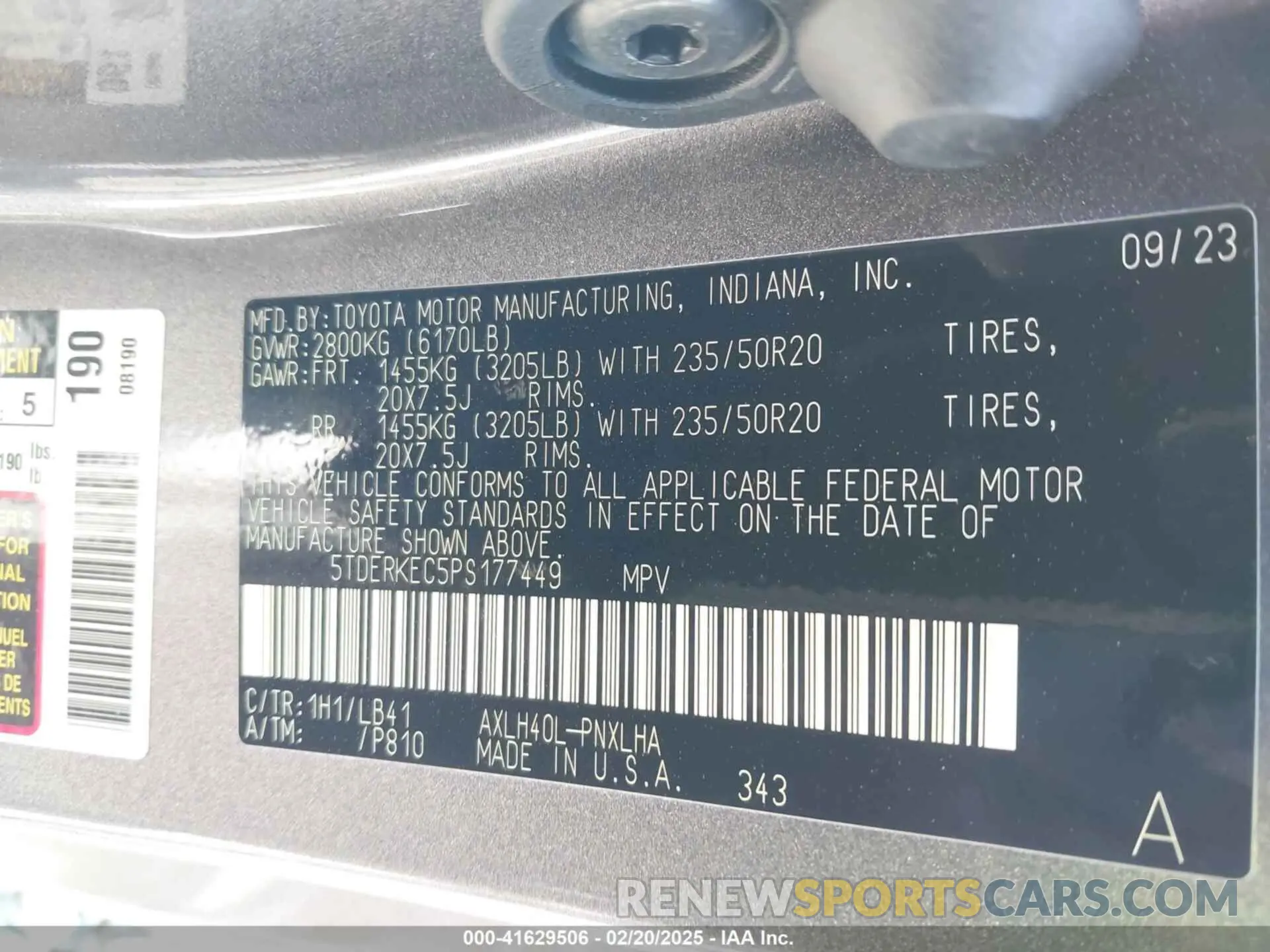9 Photograph of a damaged car 5TDERKEC5PS177449 TOYOTA SIENNA 2023