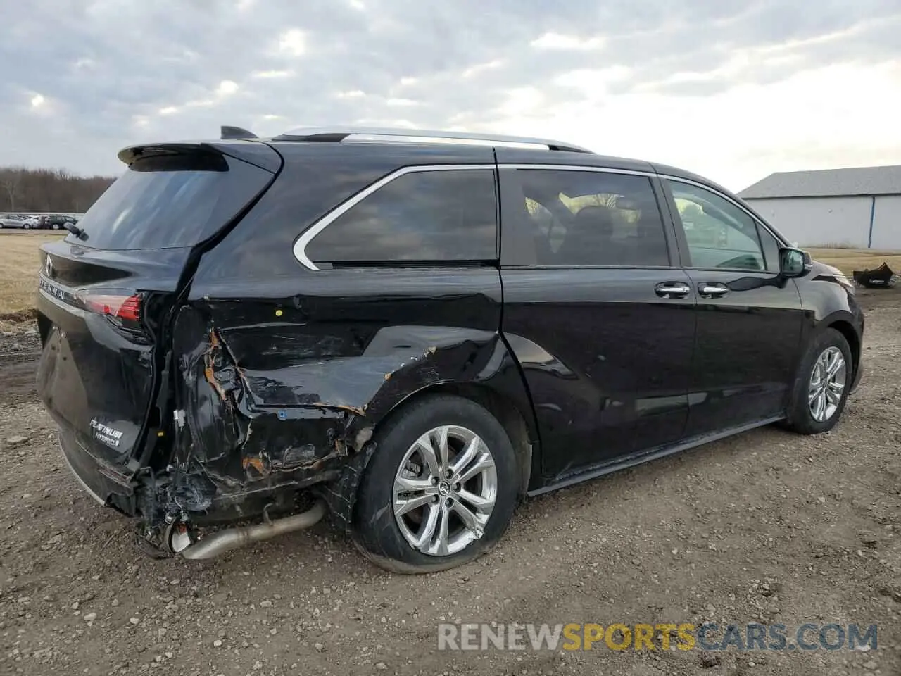 3 Photograph of a damaged car 5TDESKFC4PS083808 TOYOTA SIENNA 2023