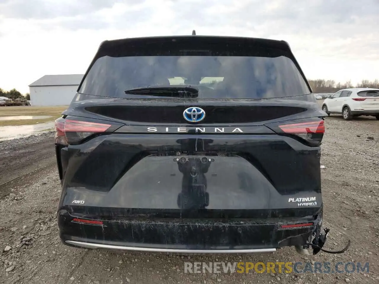 6 Photograph of a damaged car 5TDESKFC4PS083808 TOYOTA SIENNA 2023
