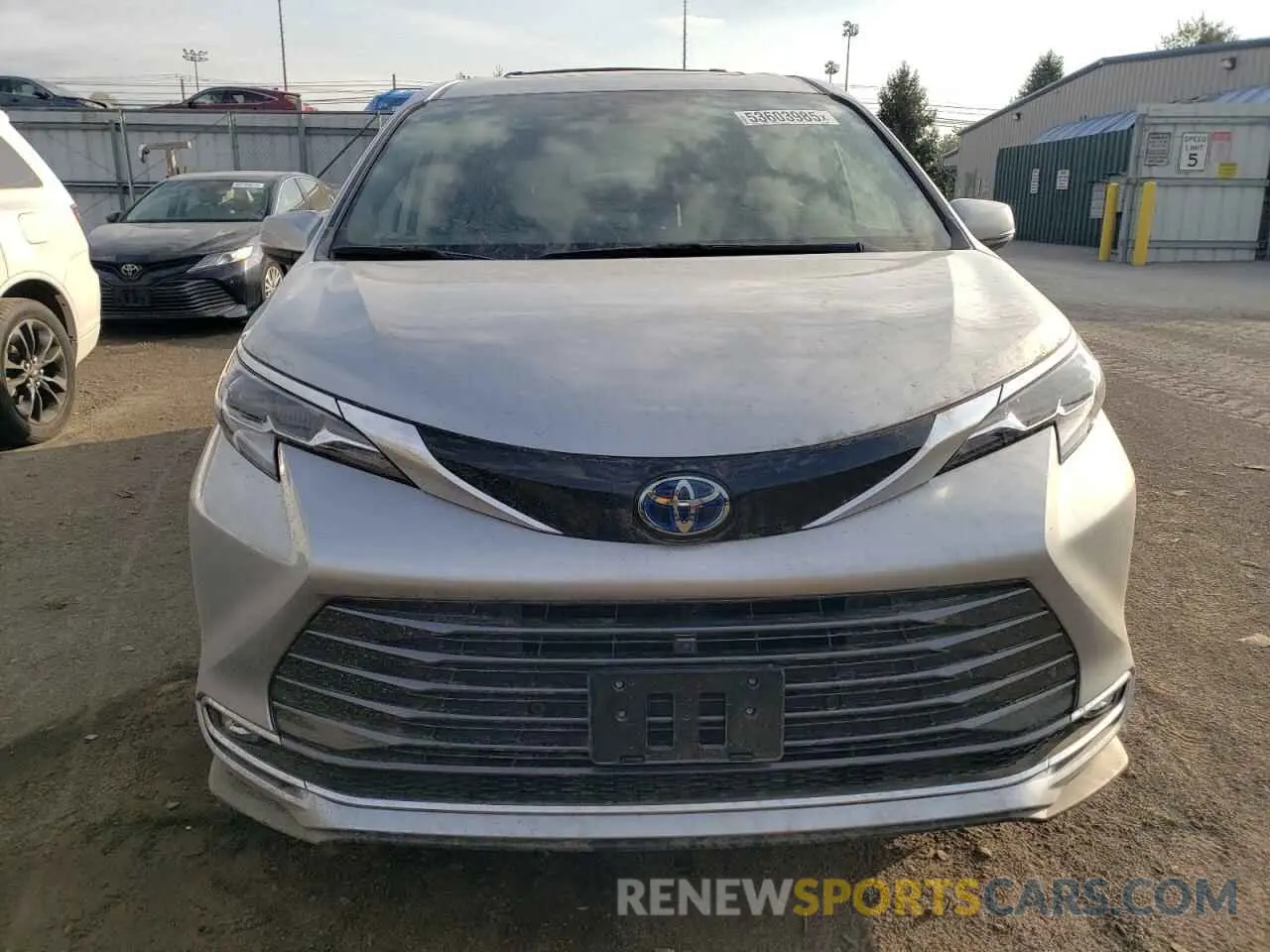 5 Photograph of a damaged car 5TDESKFC5PS079072 TOYOTA SIENNA 2023